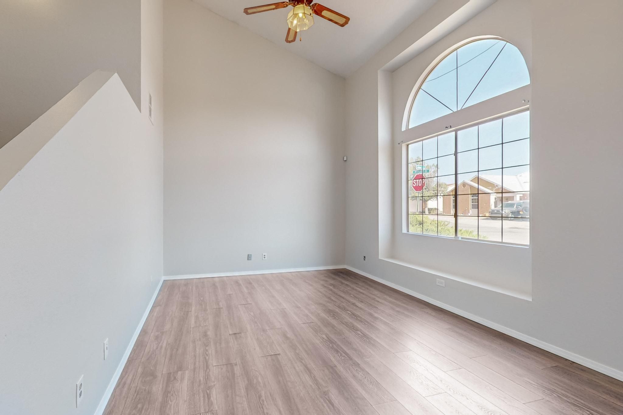 1661 TWINBERRY Drive NE