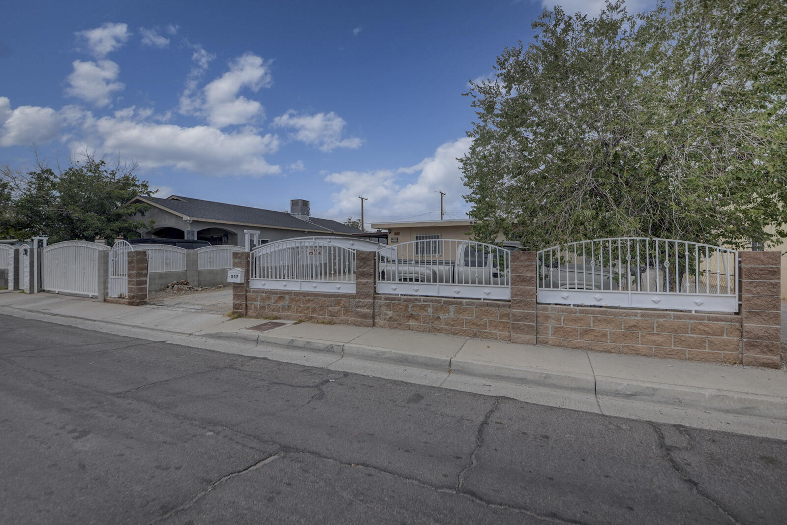 337 RHODE ISLAND Street NE