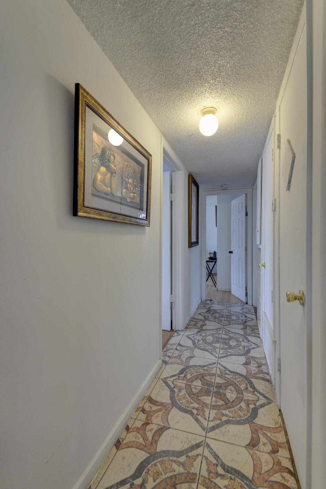 337 RHODE ISLAND Street NE