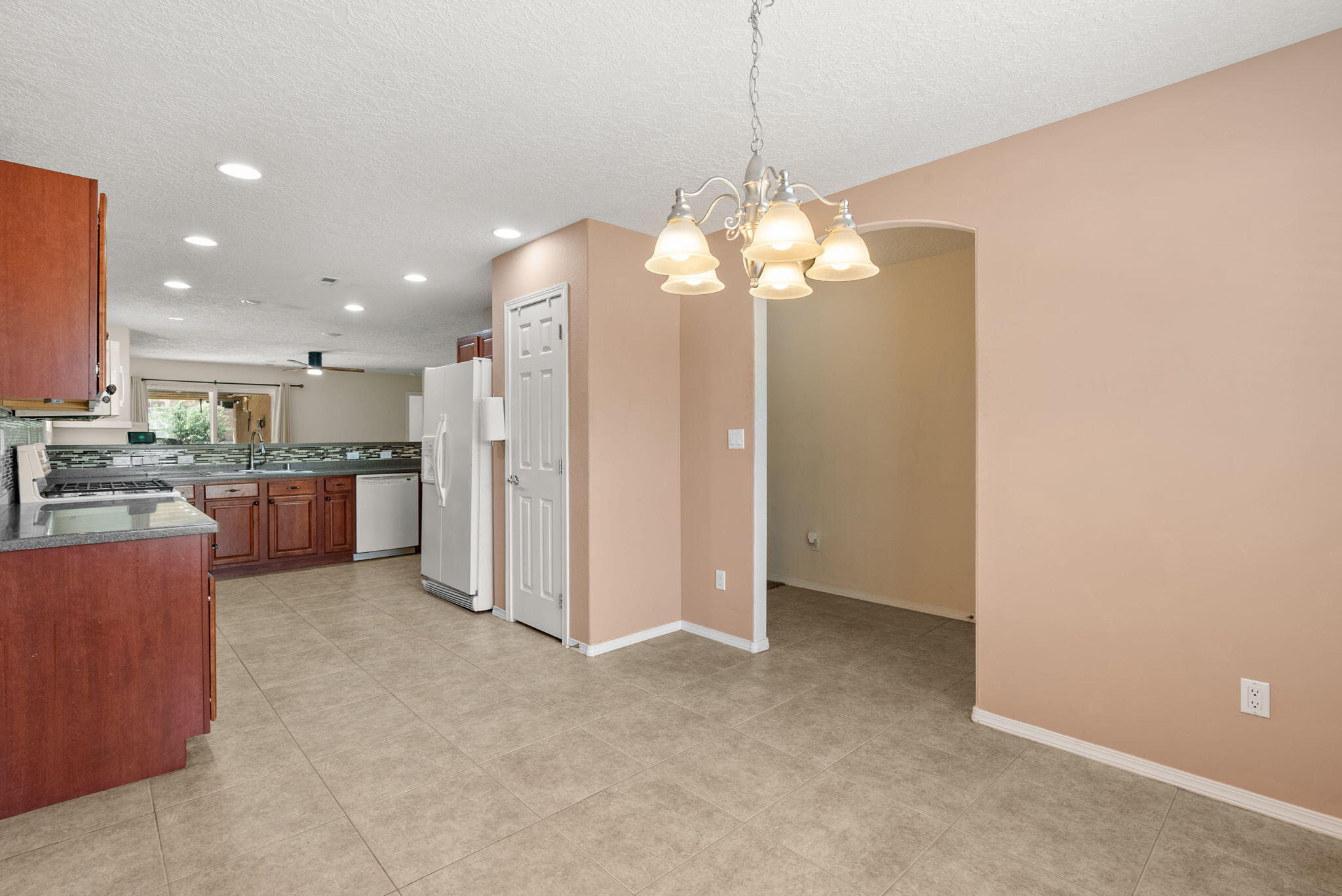 7916 Unionville Court NW