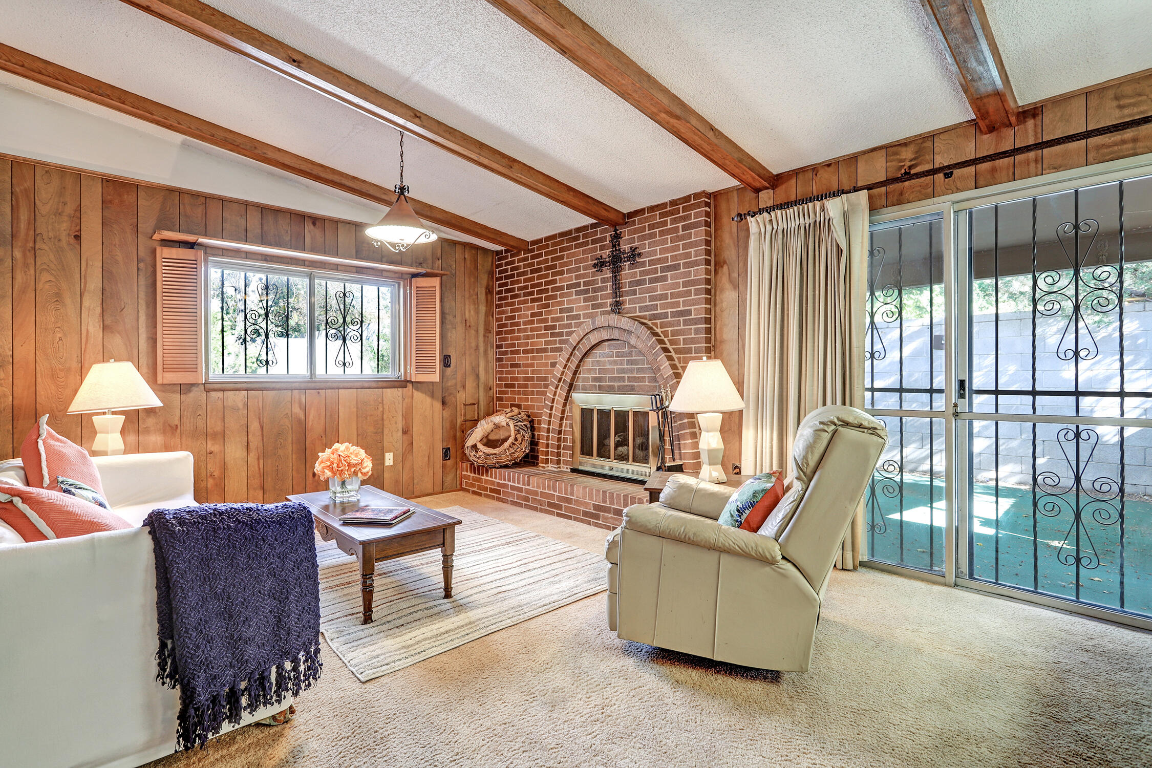 12409 REGENT Avenue NE