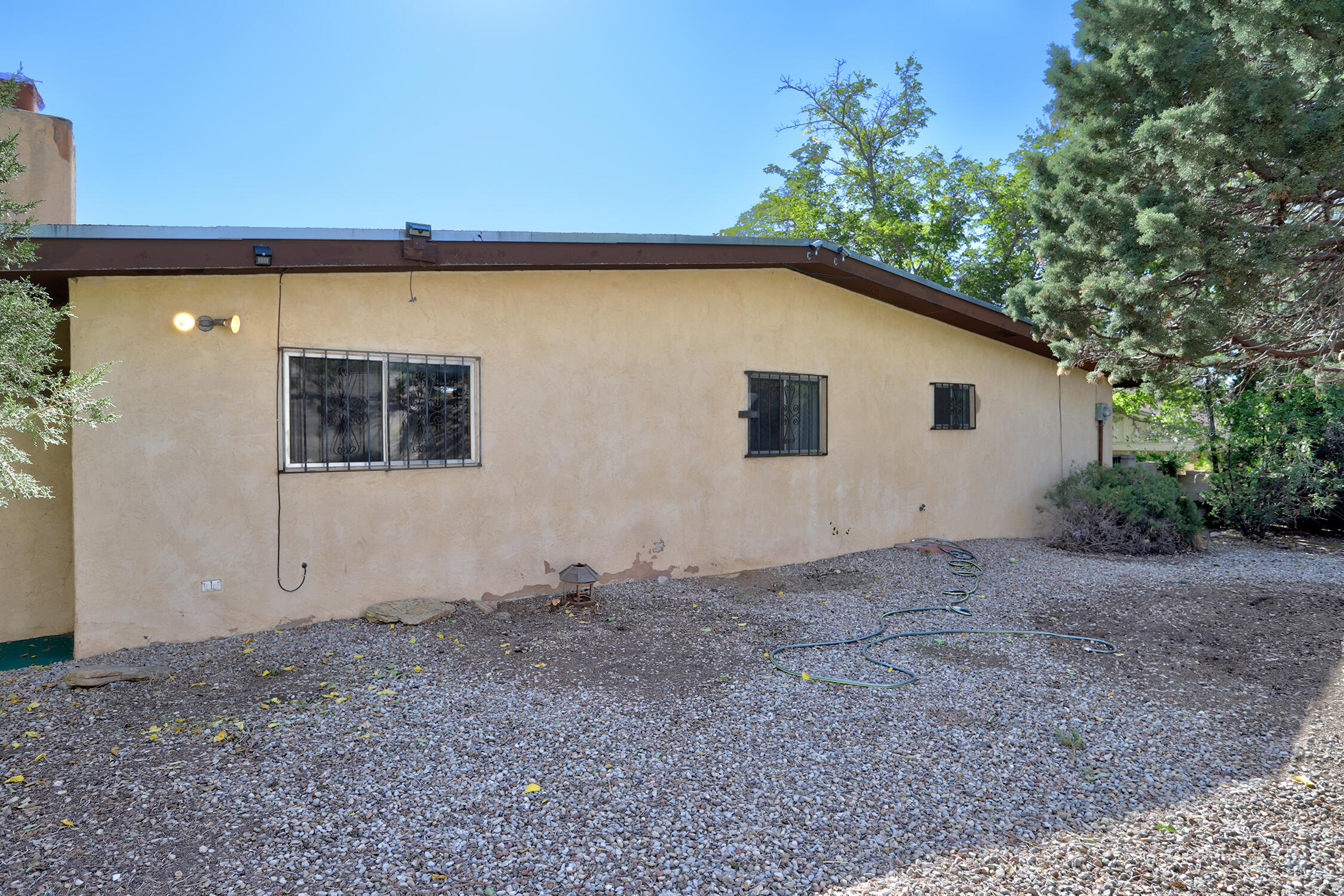 12409 REGENT Avenue NE