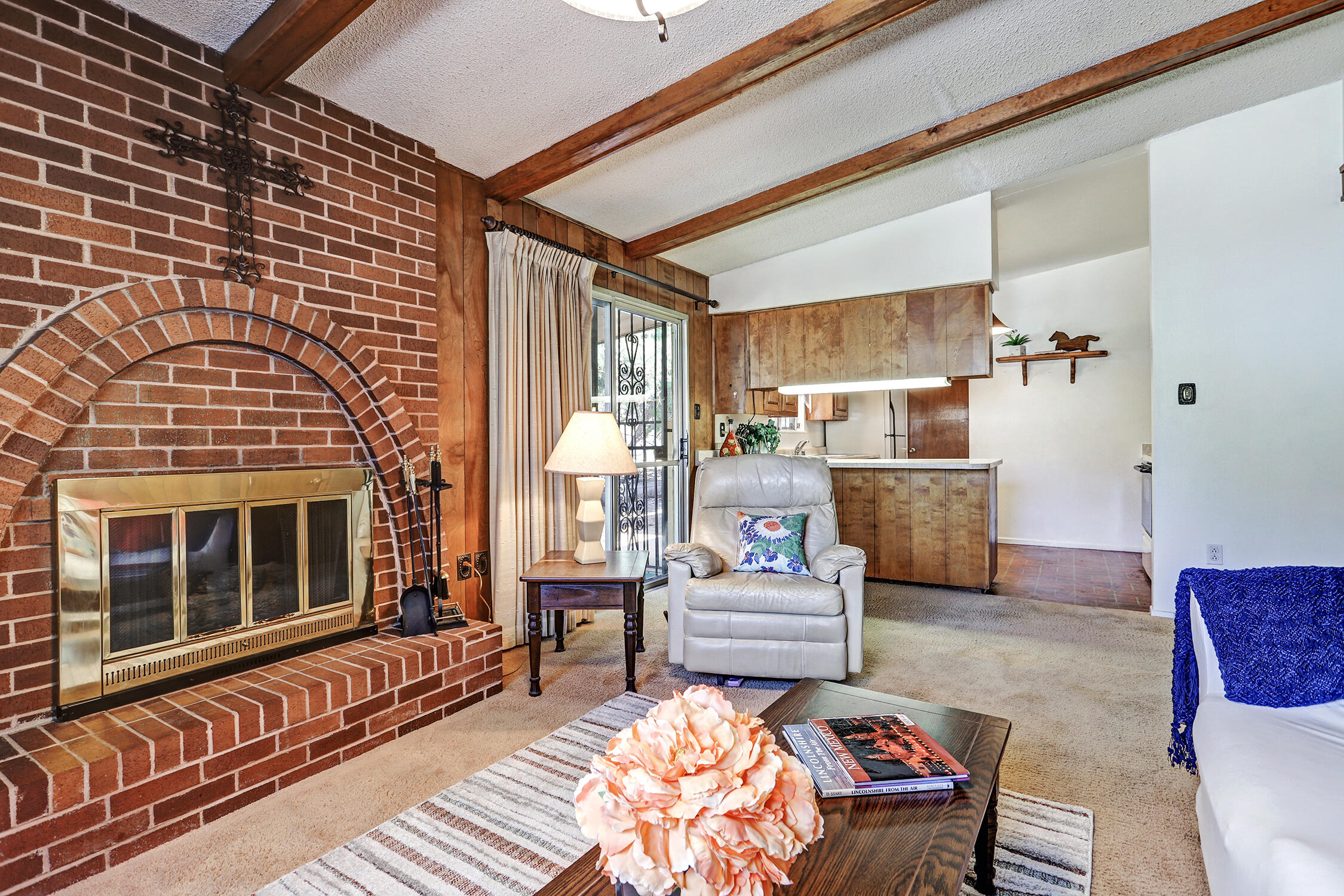 12409 REGENT Avenue NE