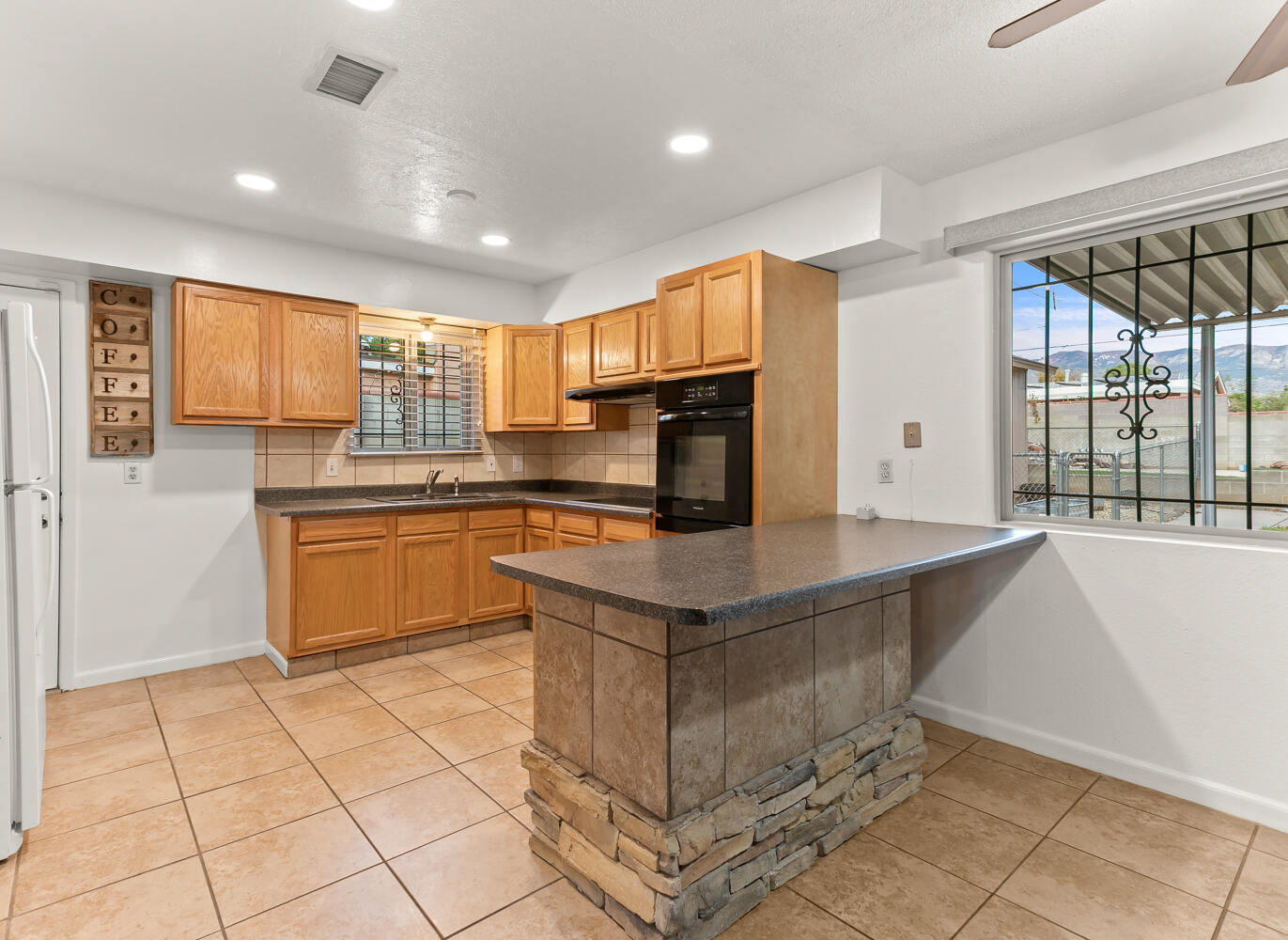 1408 Erbbe Street NE