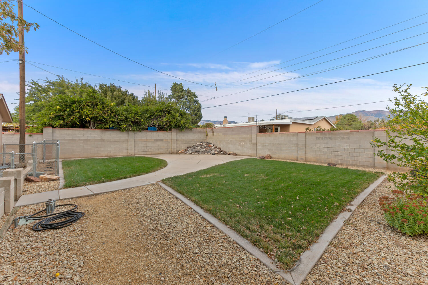 1408 Erbbe Street NE