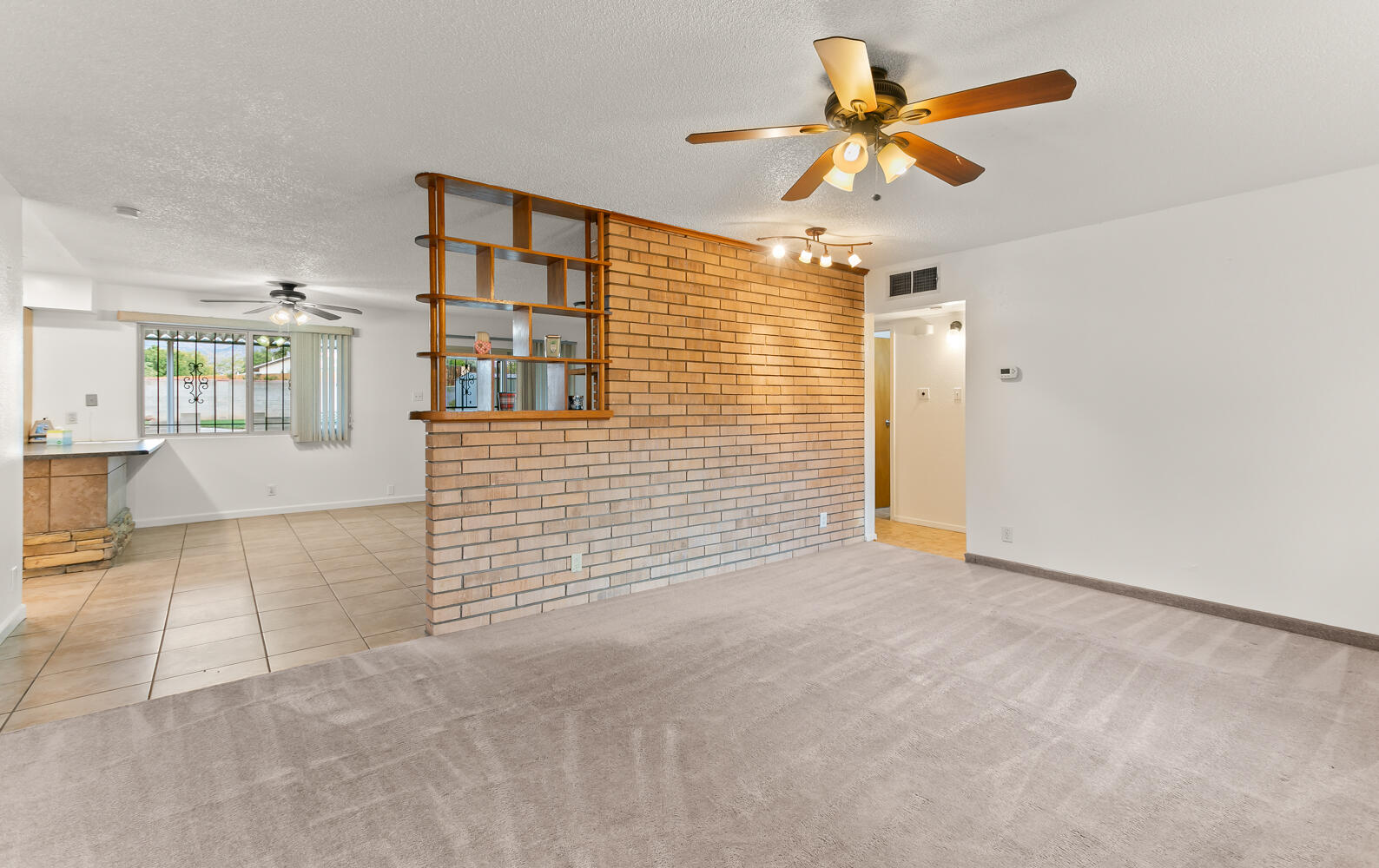 1408 Erbbe Street NE