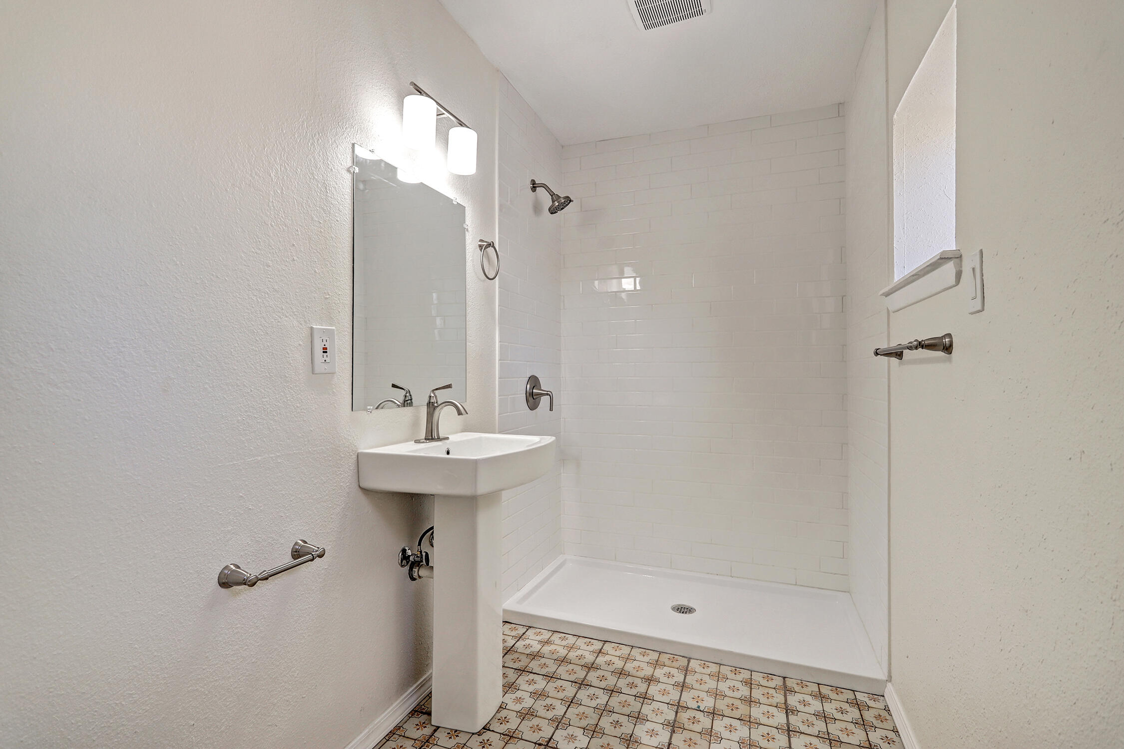 213 Bethel Avenue SE