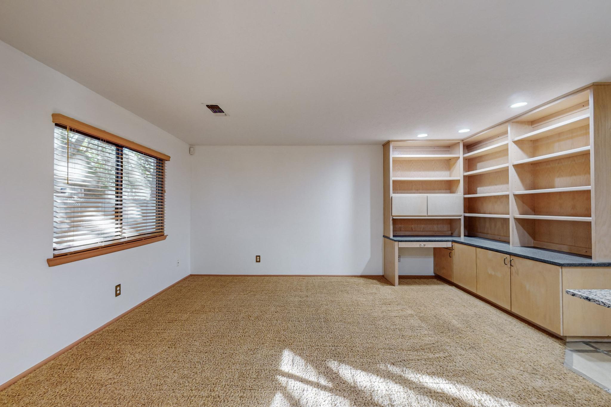 3108 QUEBEC Drive NE