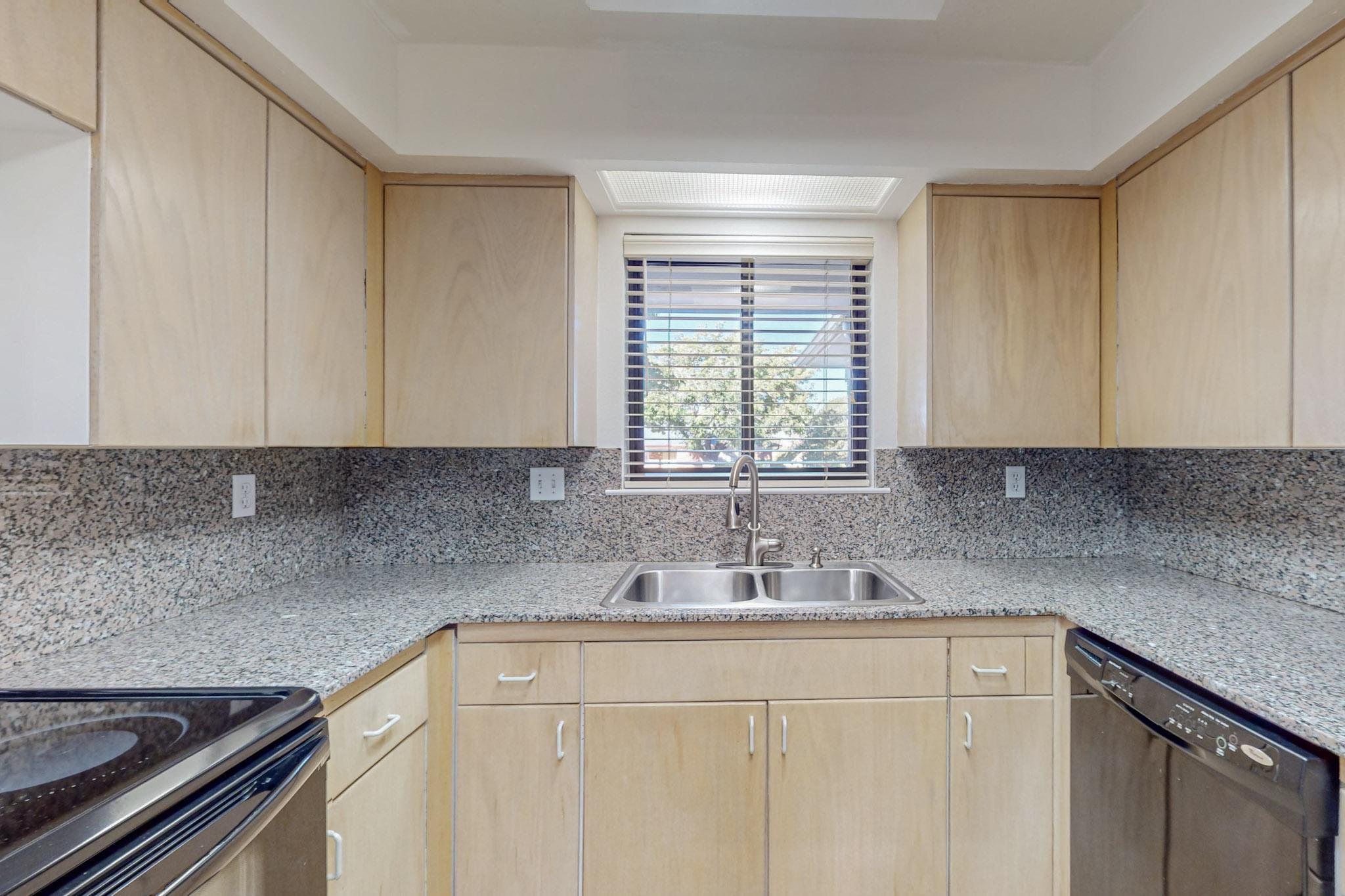 3108 QUEBEC Drive NE