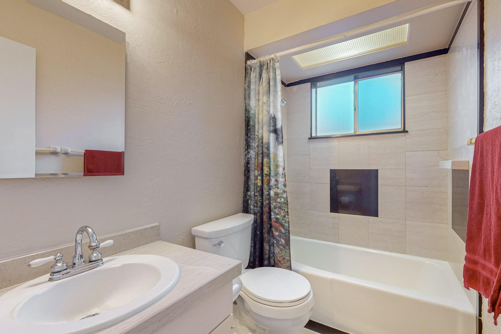 3108 QUEBEC Drive NE