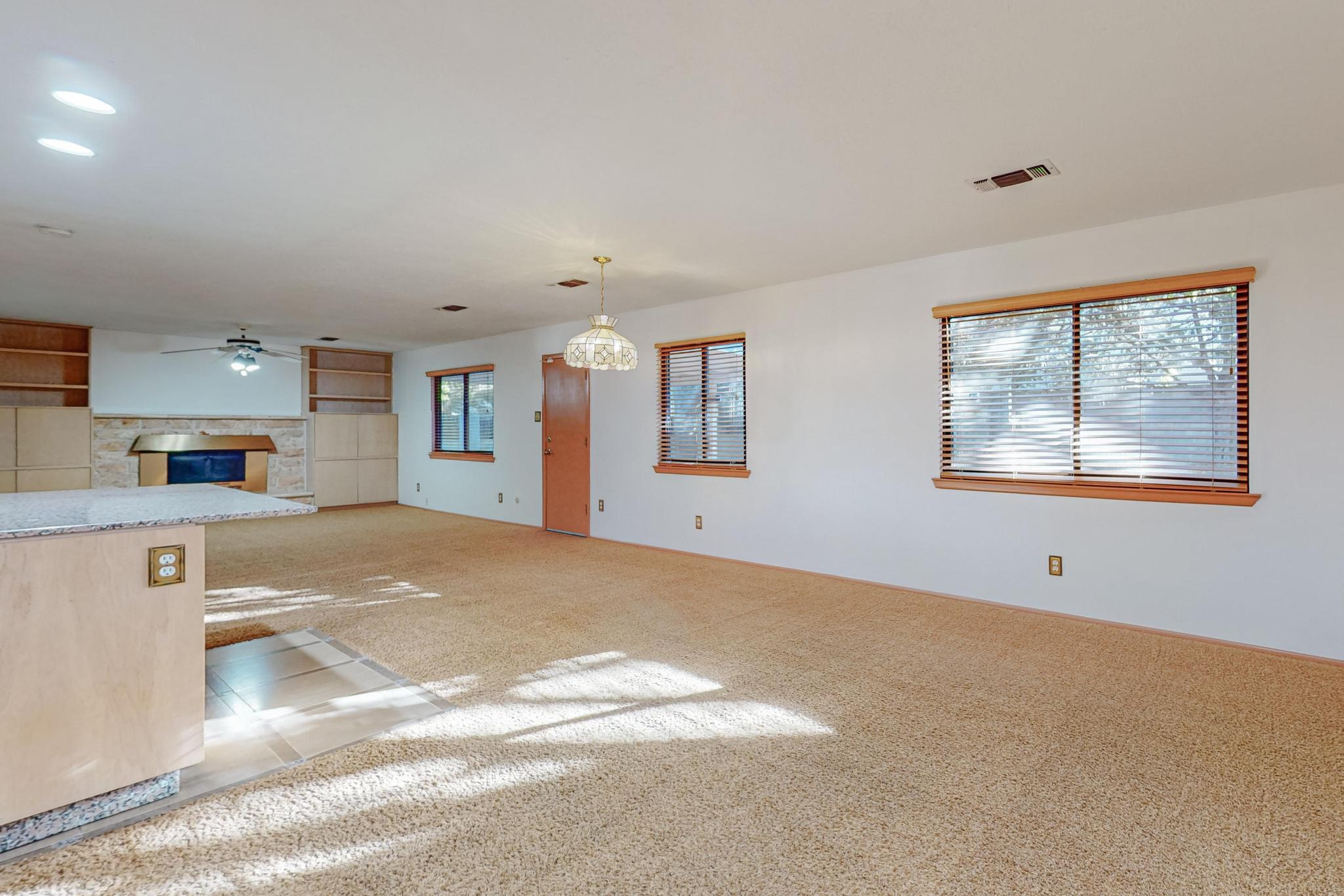 3108 QUEBEC Drive NE