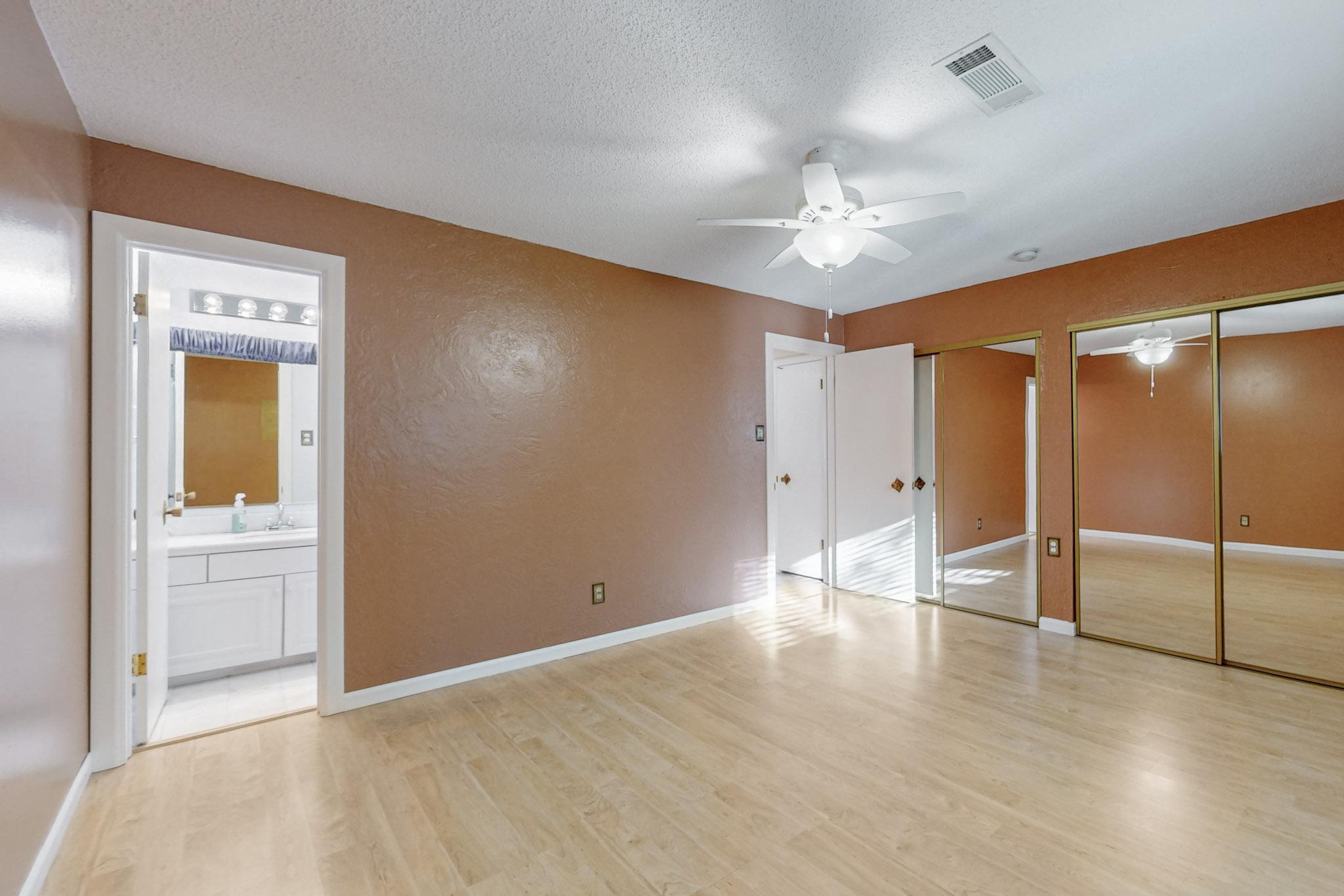 3108 QUEBEC Drive NE