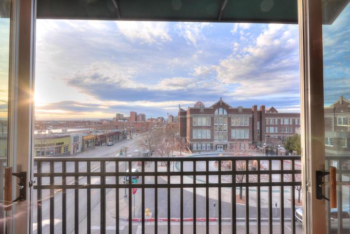 401 Central Avenue APT 301