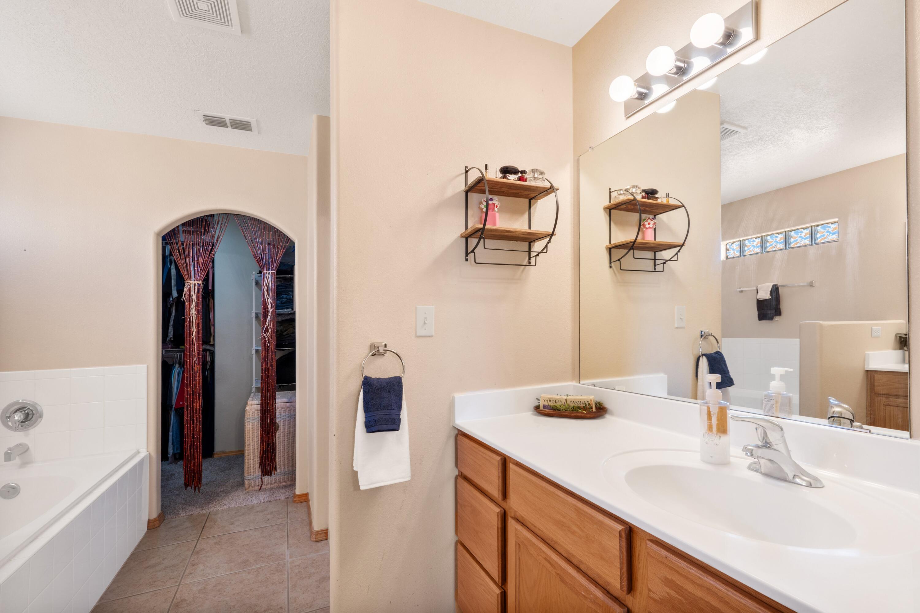 6205 ZALTANA Road NW