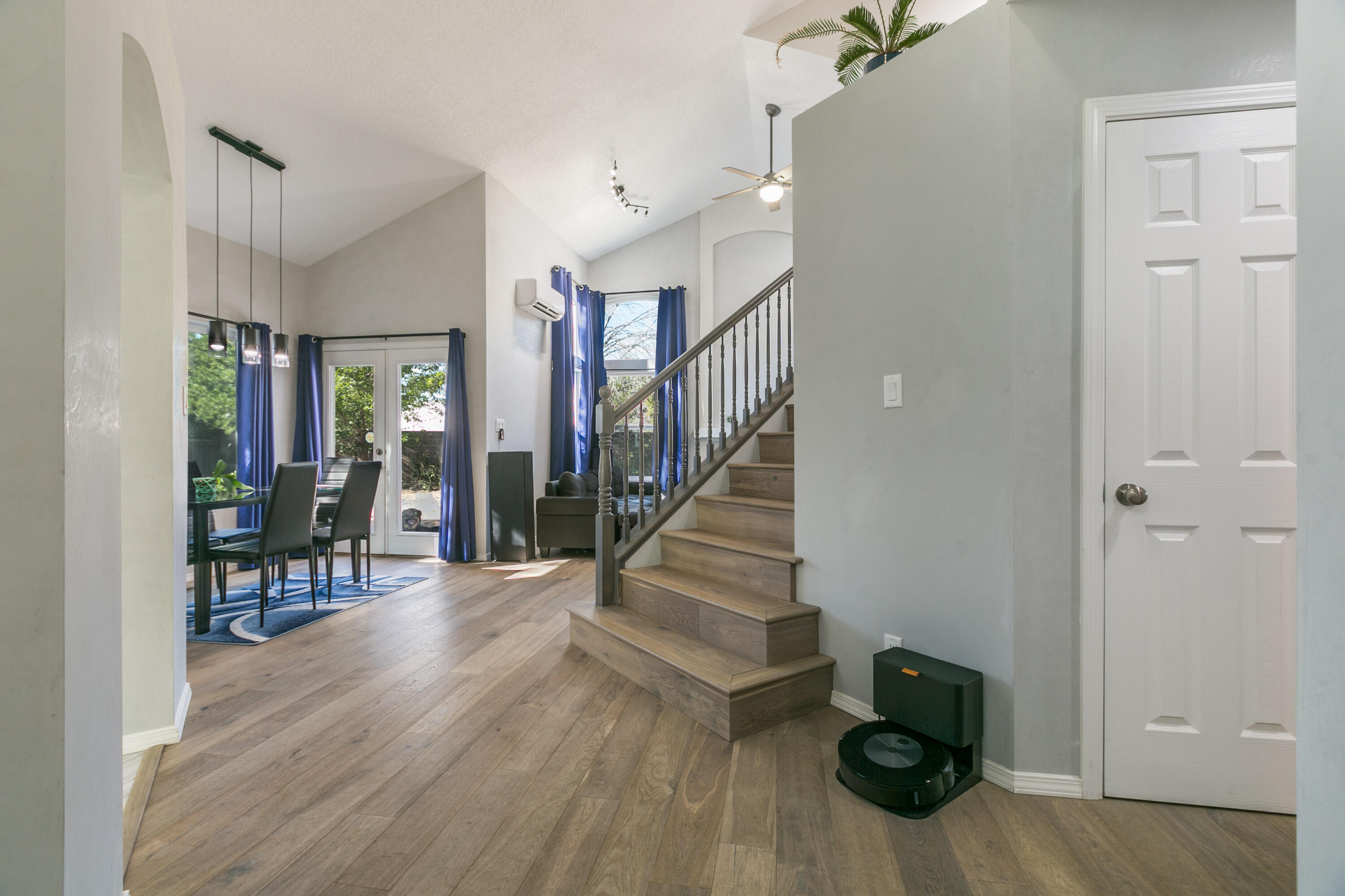 6721 MESA MARIPOSA Place NW