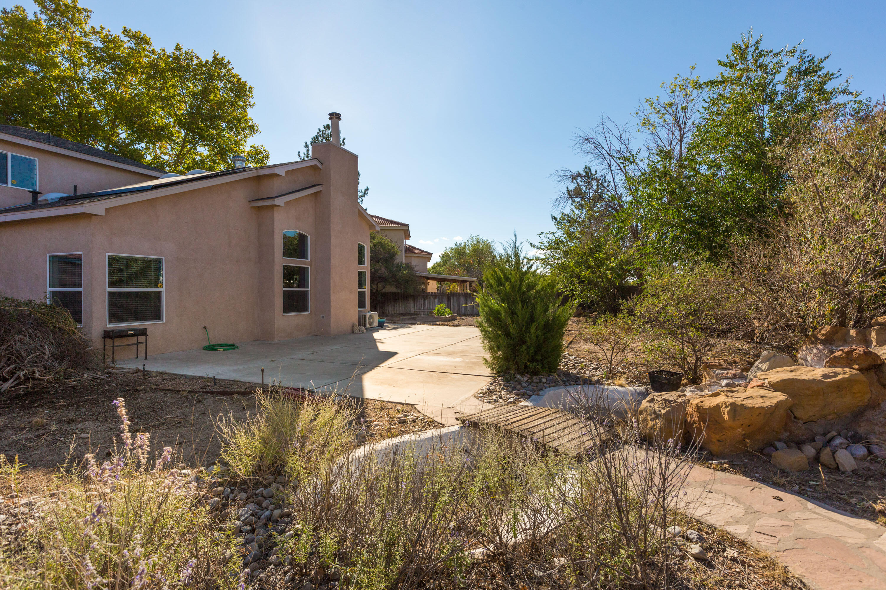 6721 MESA MARIPOSA Place NW