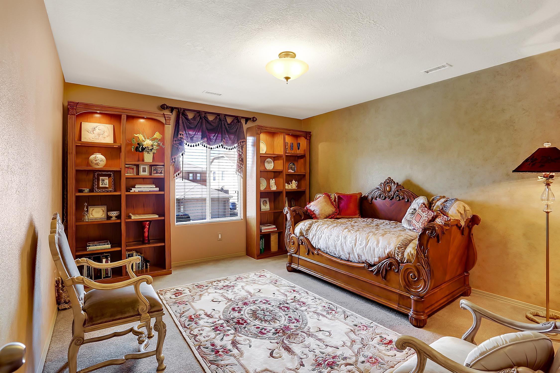 6405 AVENIDA SEVILLE NW