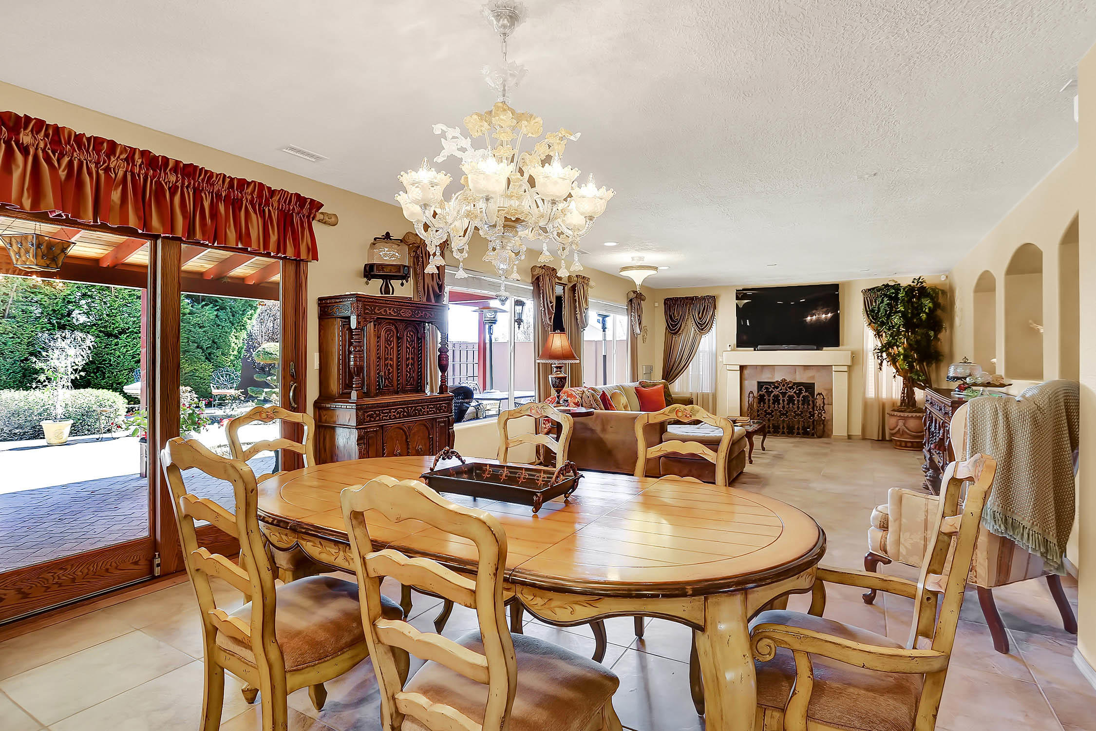 6405 AVENIDA SEVILLE NW