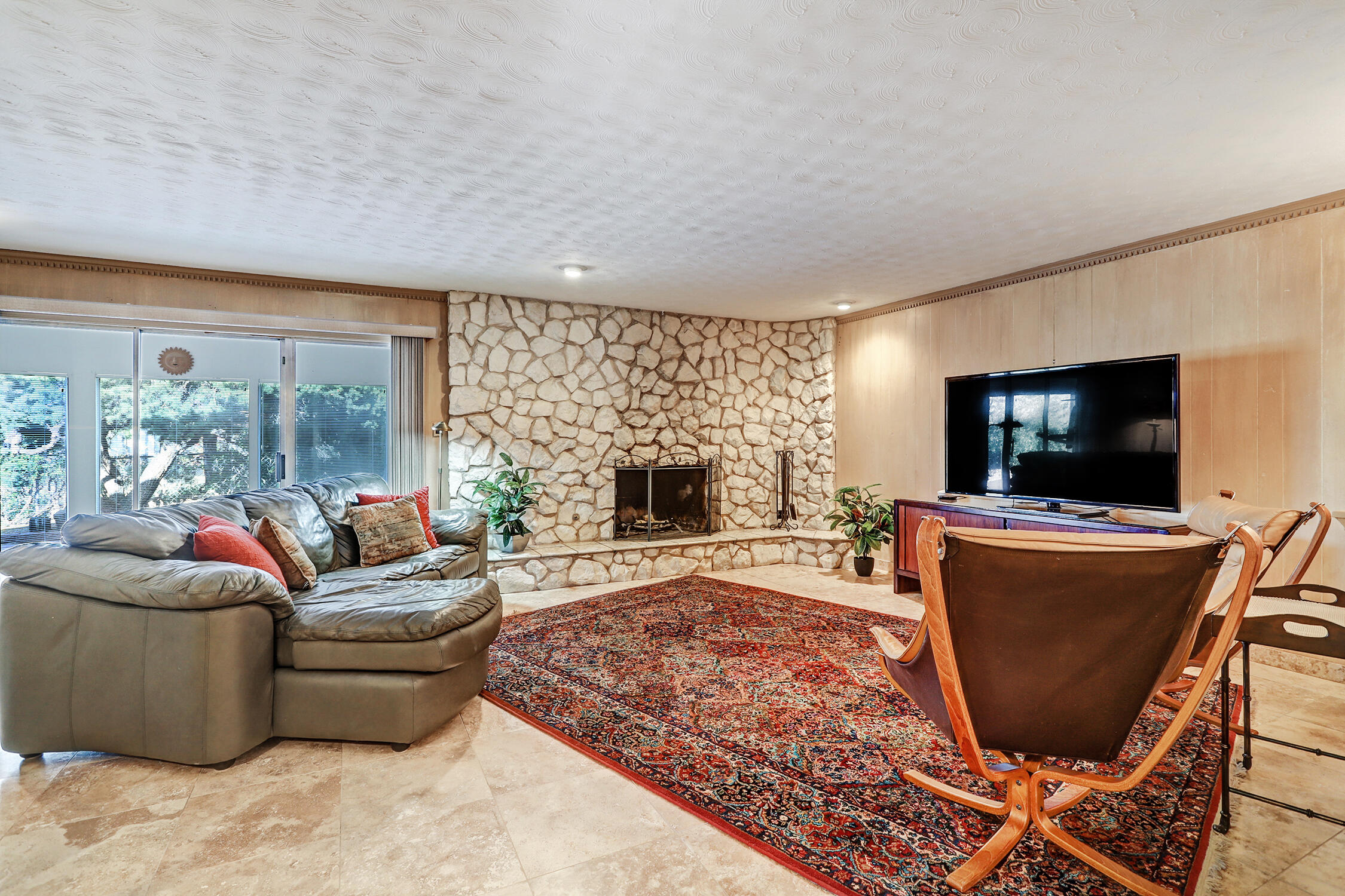 1813 PEDREGOSO Court SE