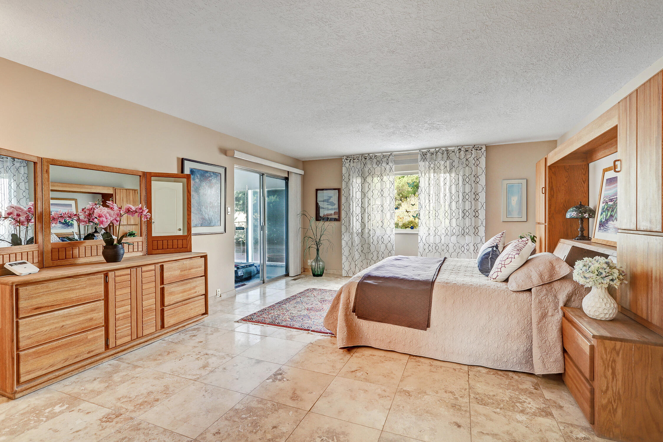 1813 PEDREGOSO Court SE