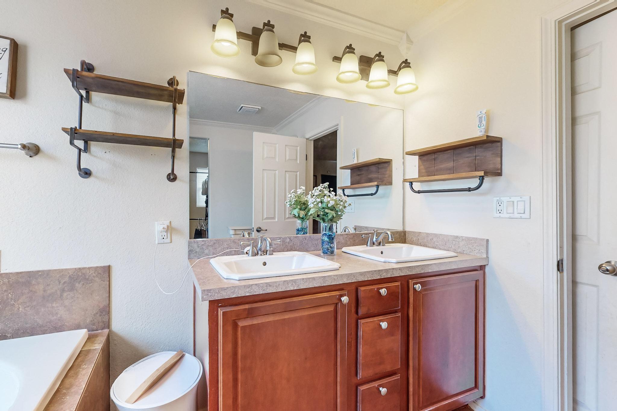 1032 Waterfall Drive