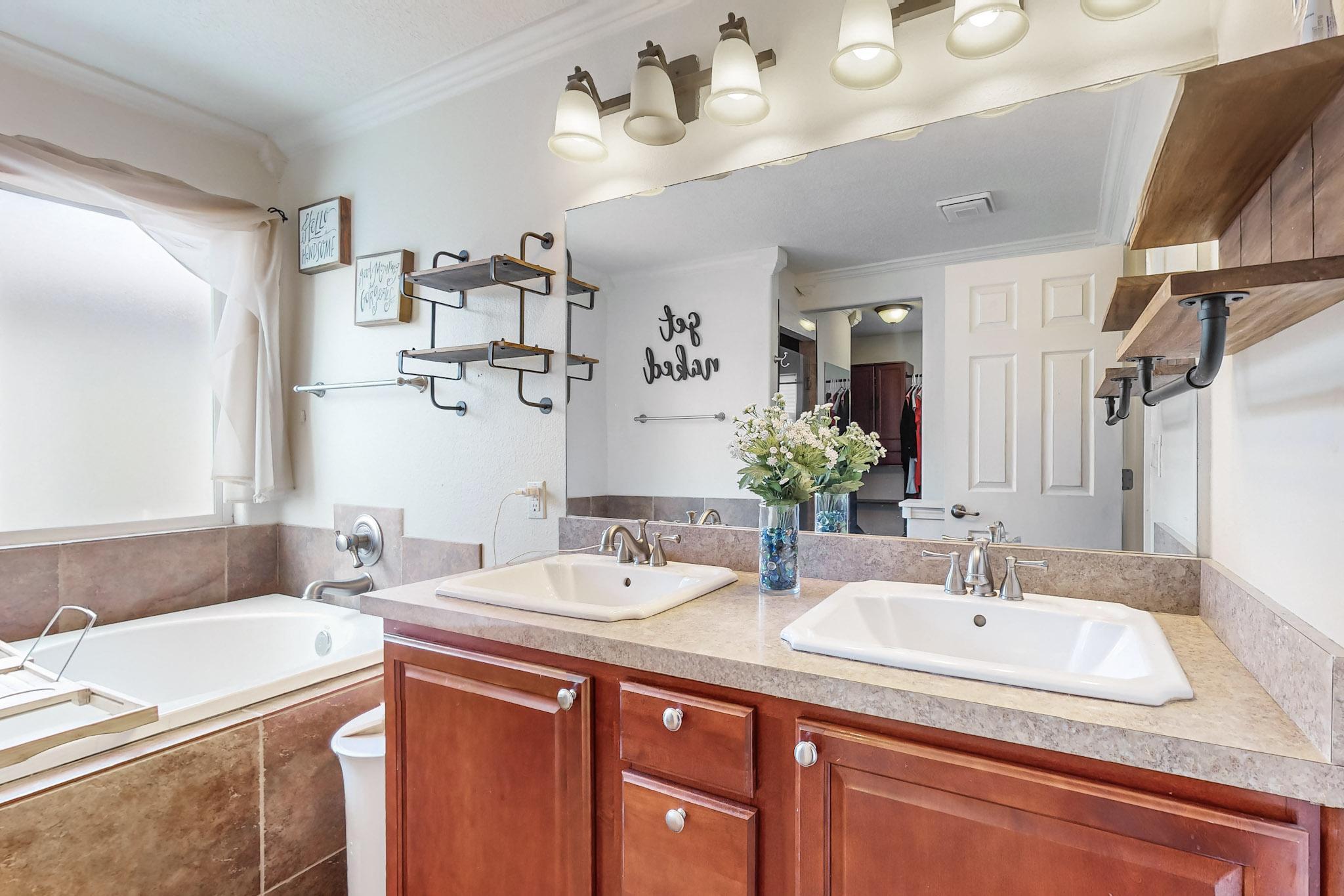 1032 Waterfall Drive