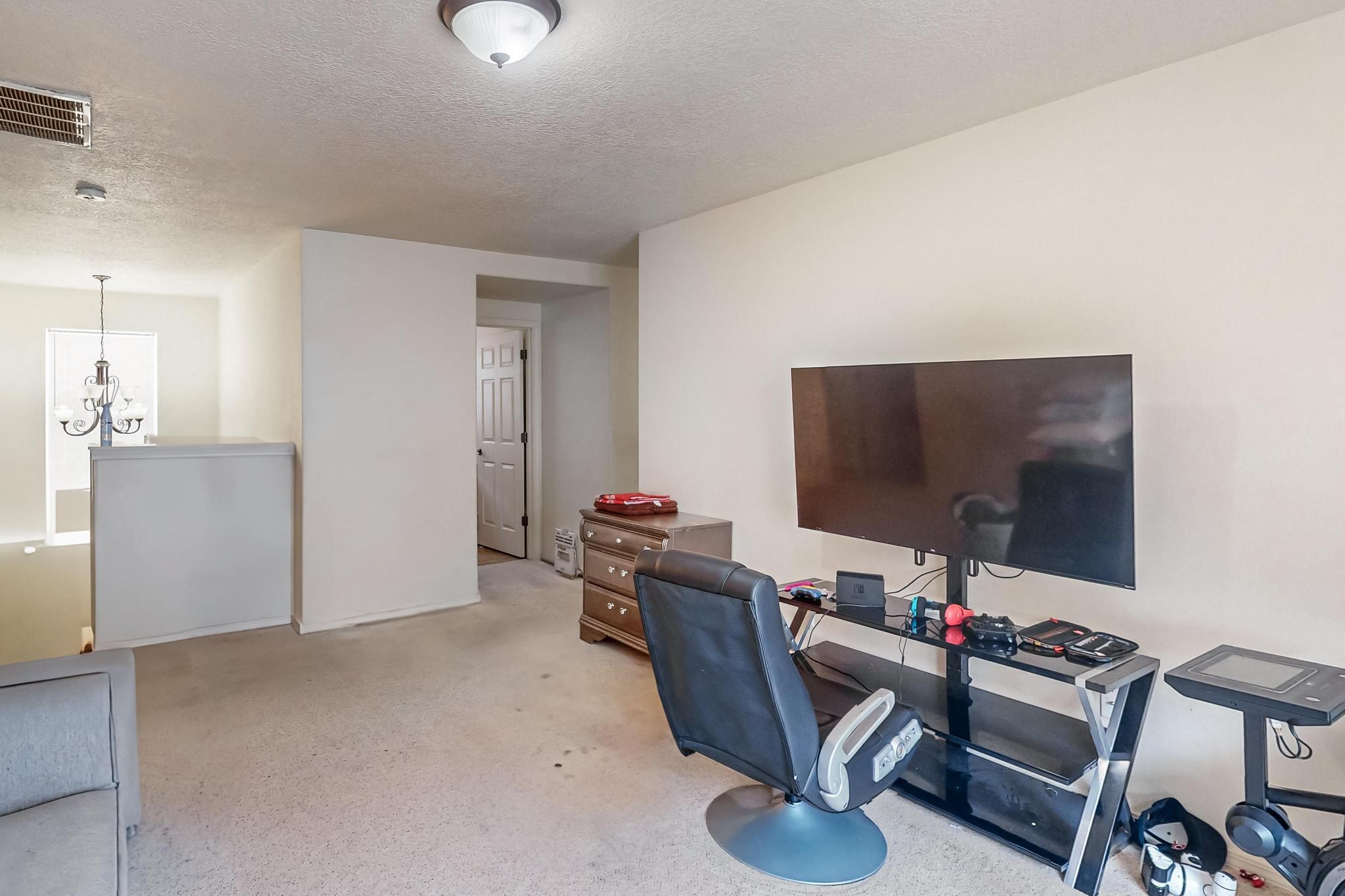 1032 Waterfall Drive