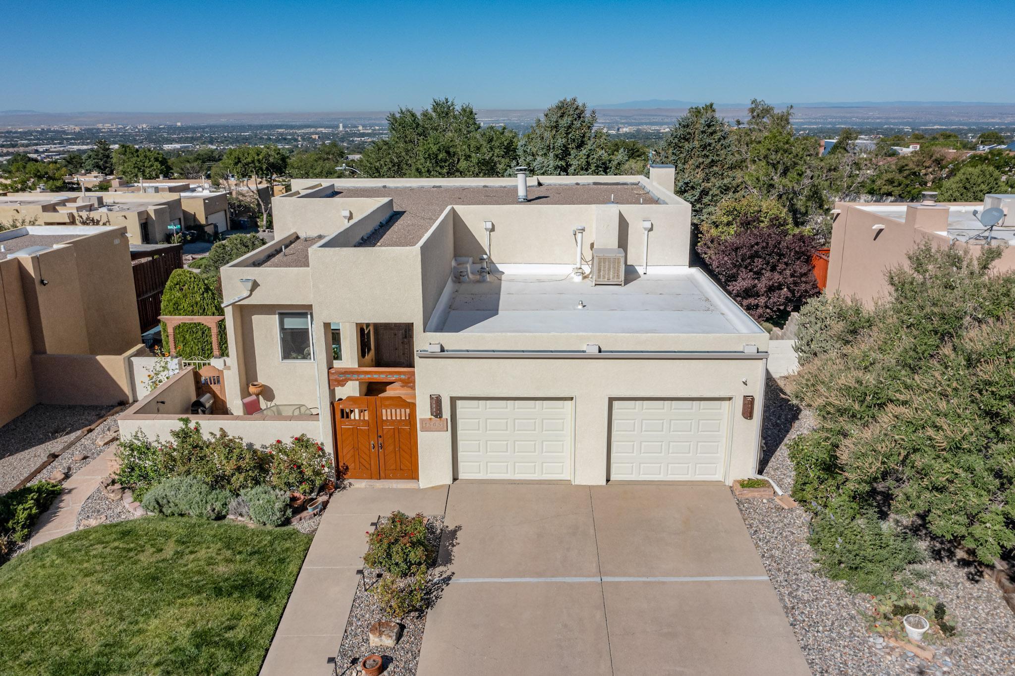 1505 MONTE LARGO Drive NE