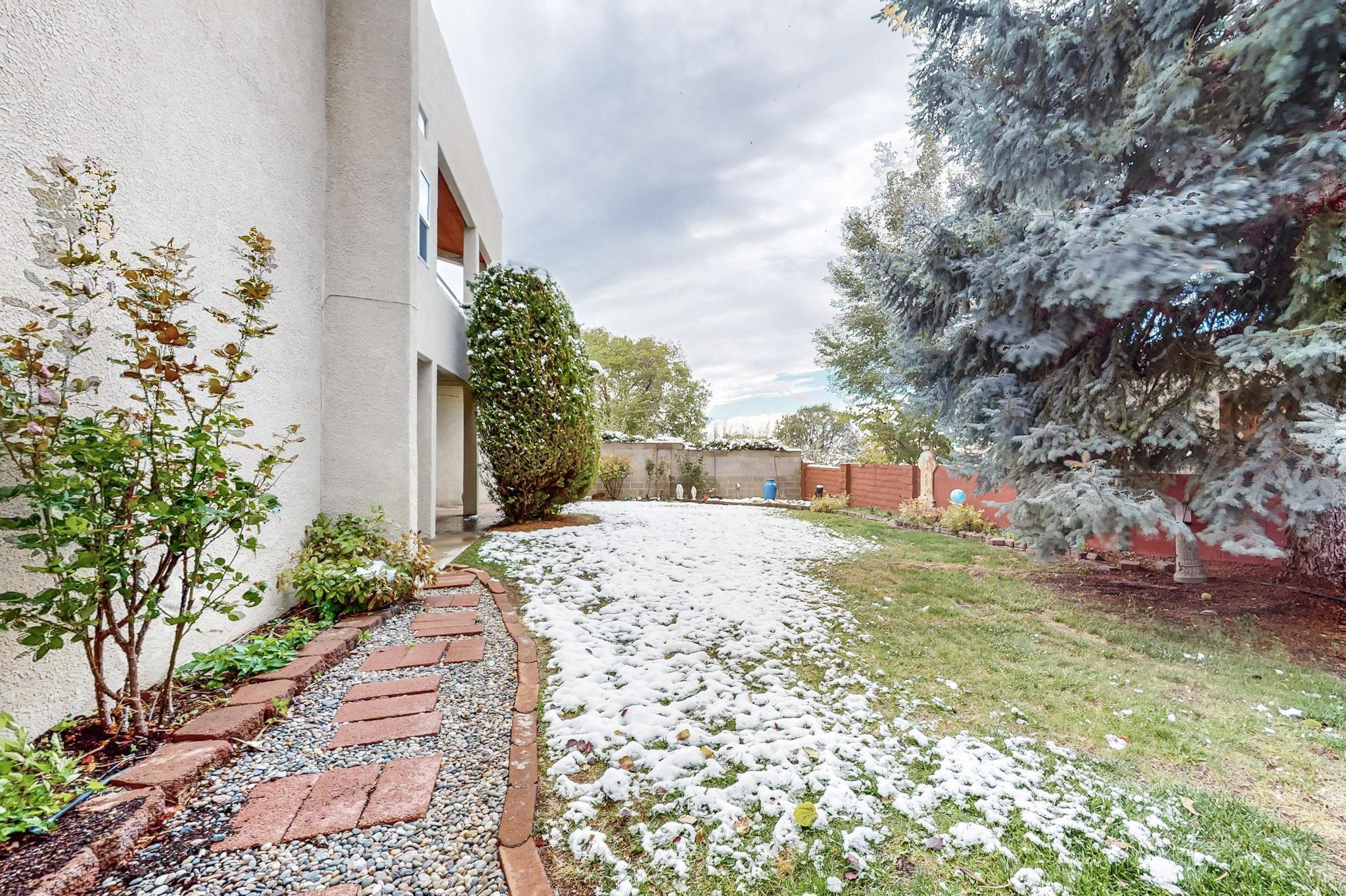 1505 MONTE LARGO Drive NE