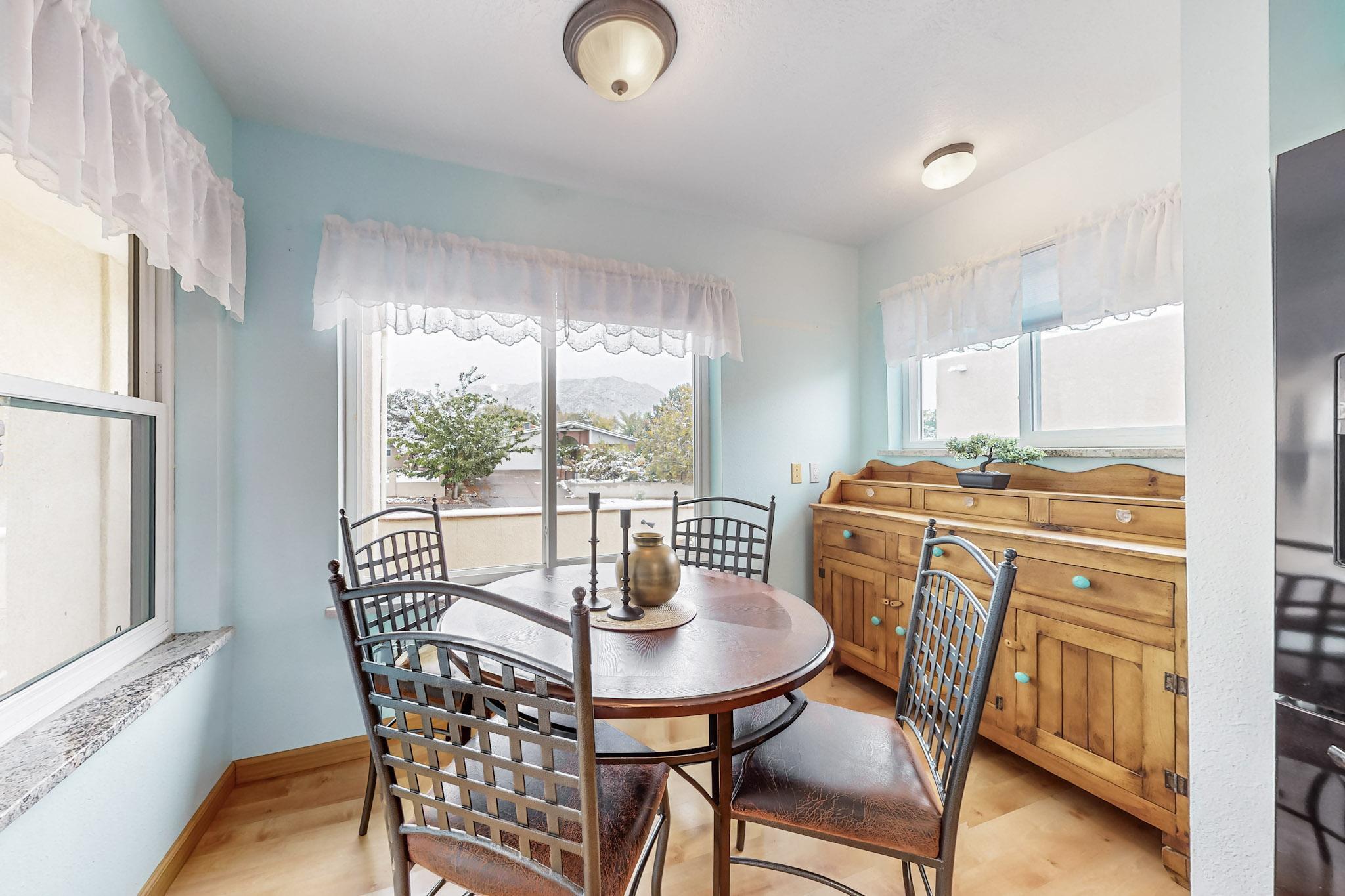 1505 MONTE LARGO Drive NE