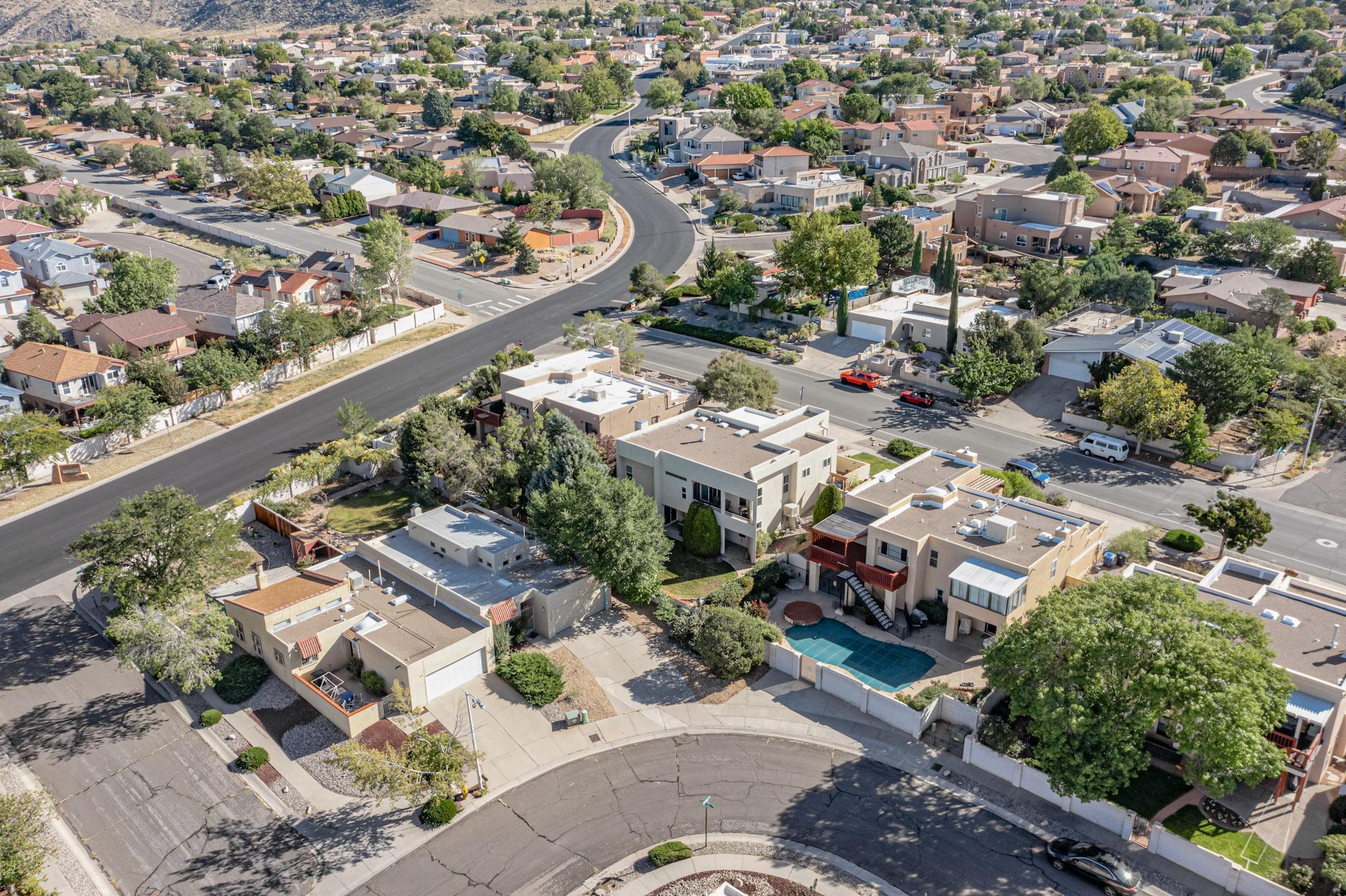 1505 MONTE LARGO Drive NE