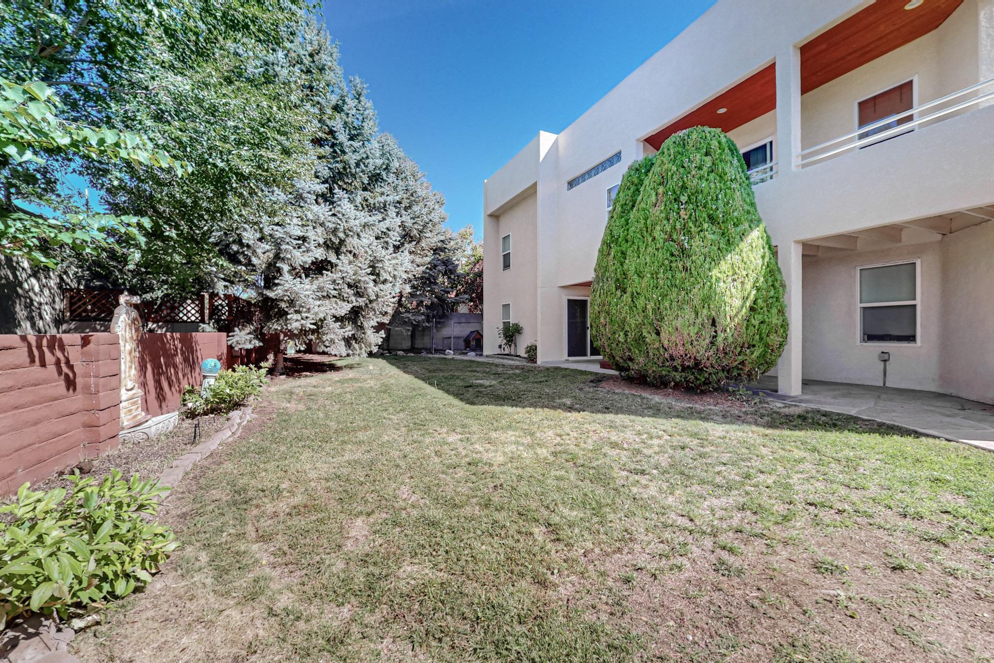 1505 MONTE LARGO Drive NE