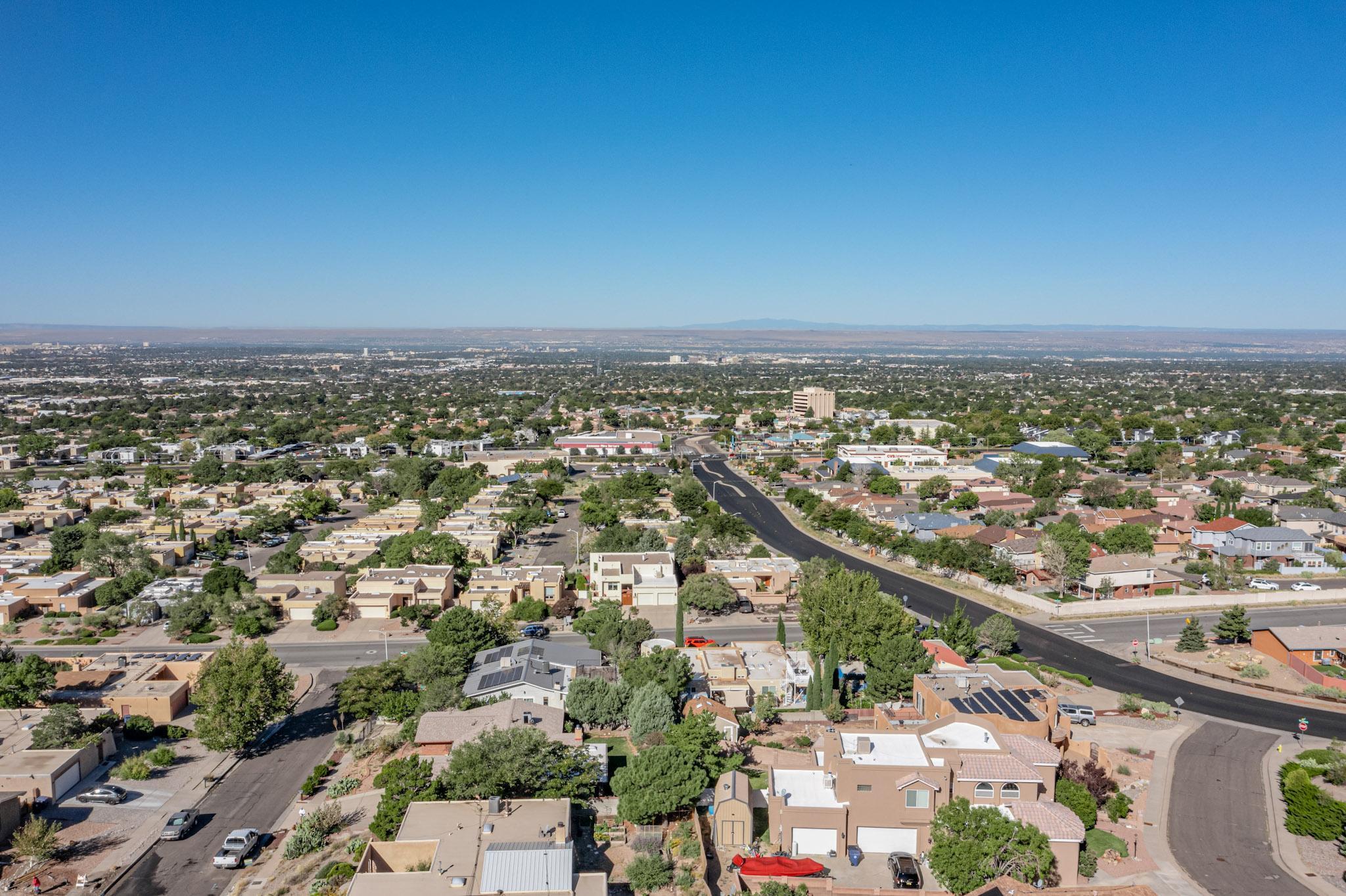 1505 MONTE LARGO Drive NE