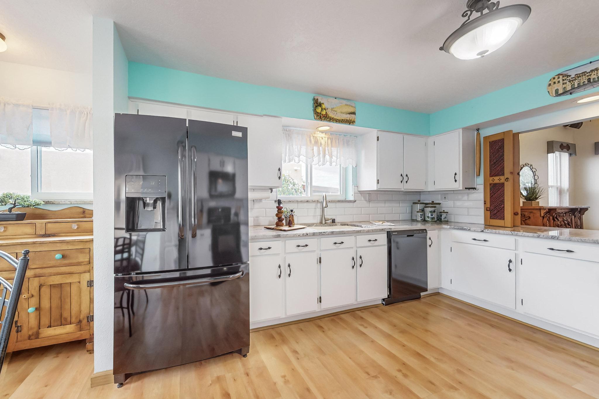 1505 MONTE LARGO Drive NE