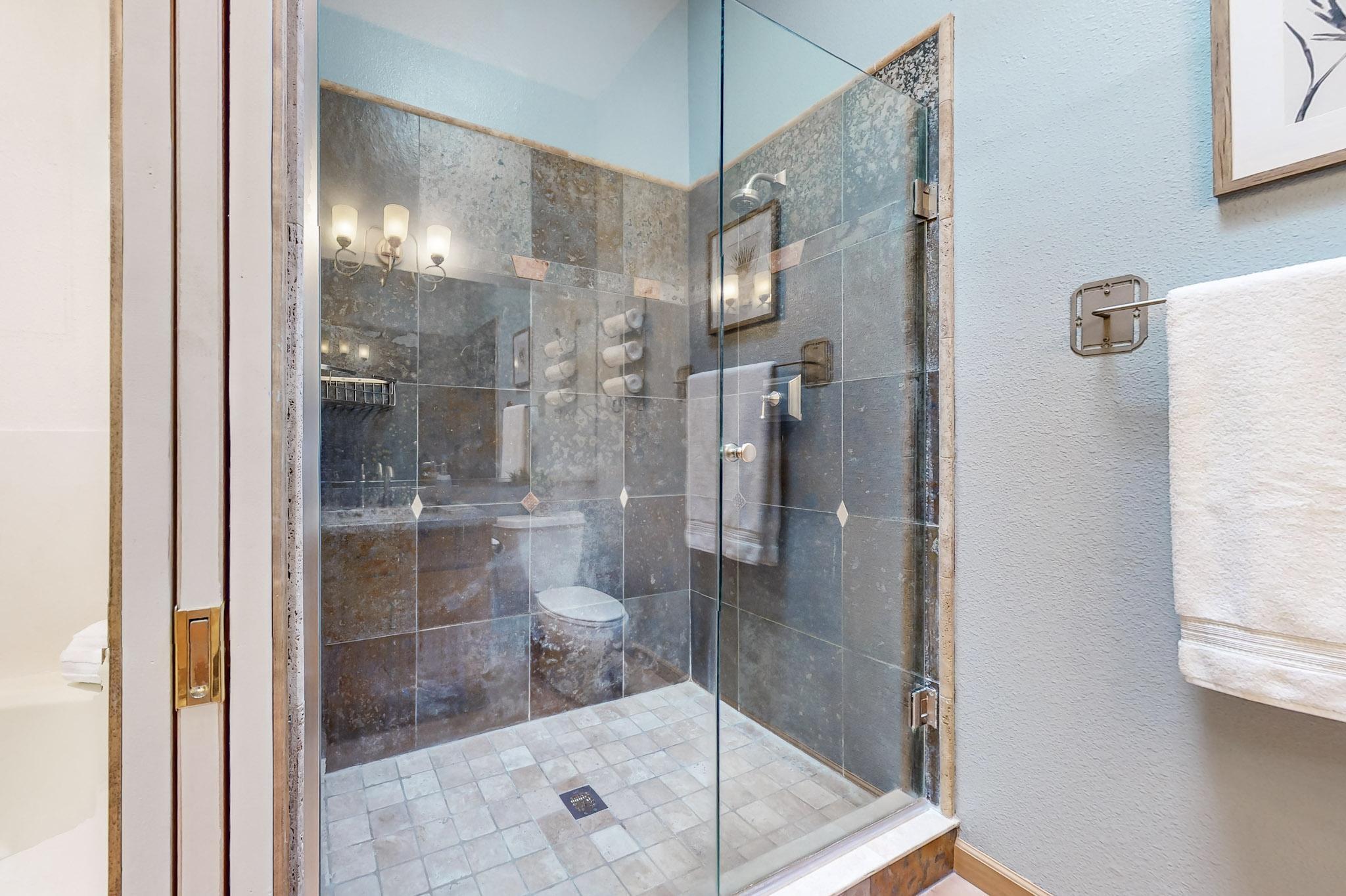 1505 MONTE LARGO Drive NE