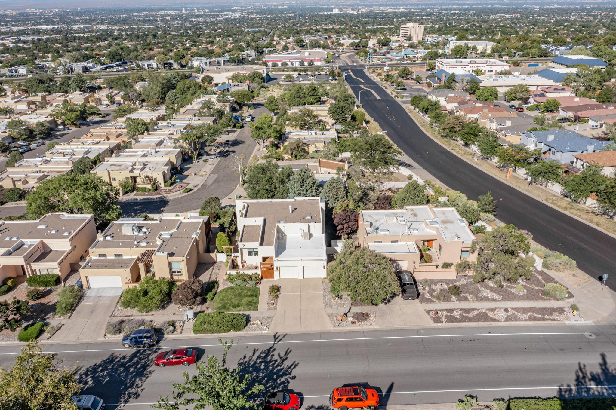 1505 MONTE LARGO Drive NE