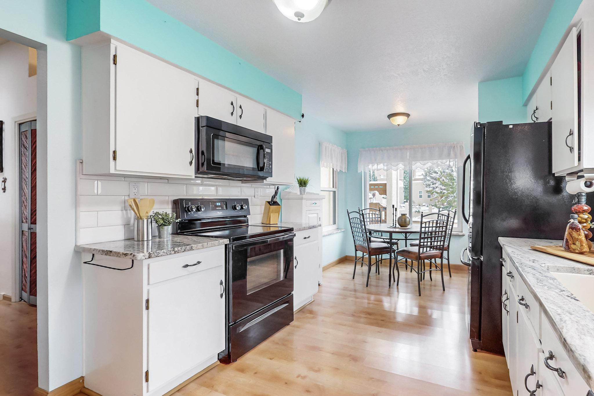 1505 MONTE LARGO Drive NE