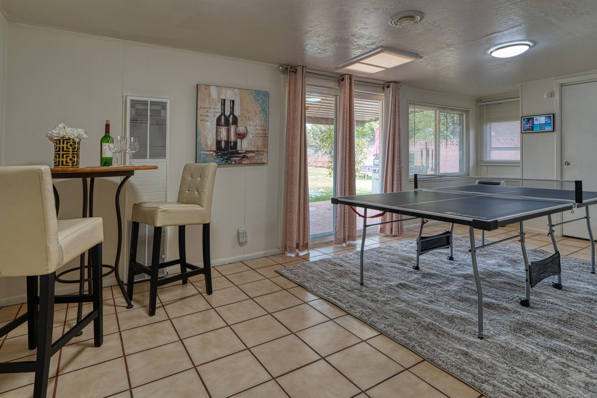 7611 APACHE Avenue NE