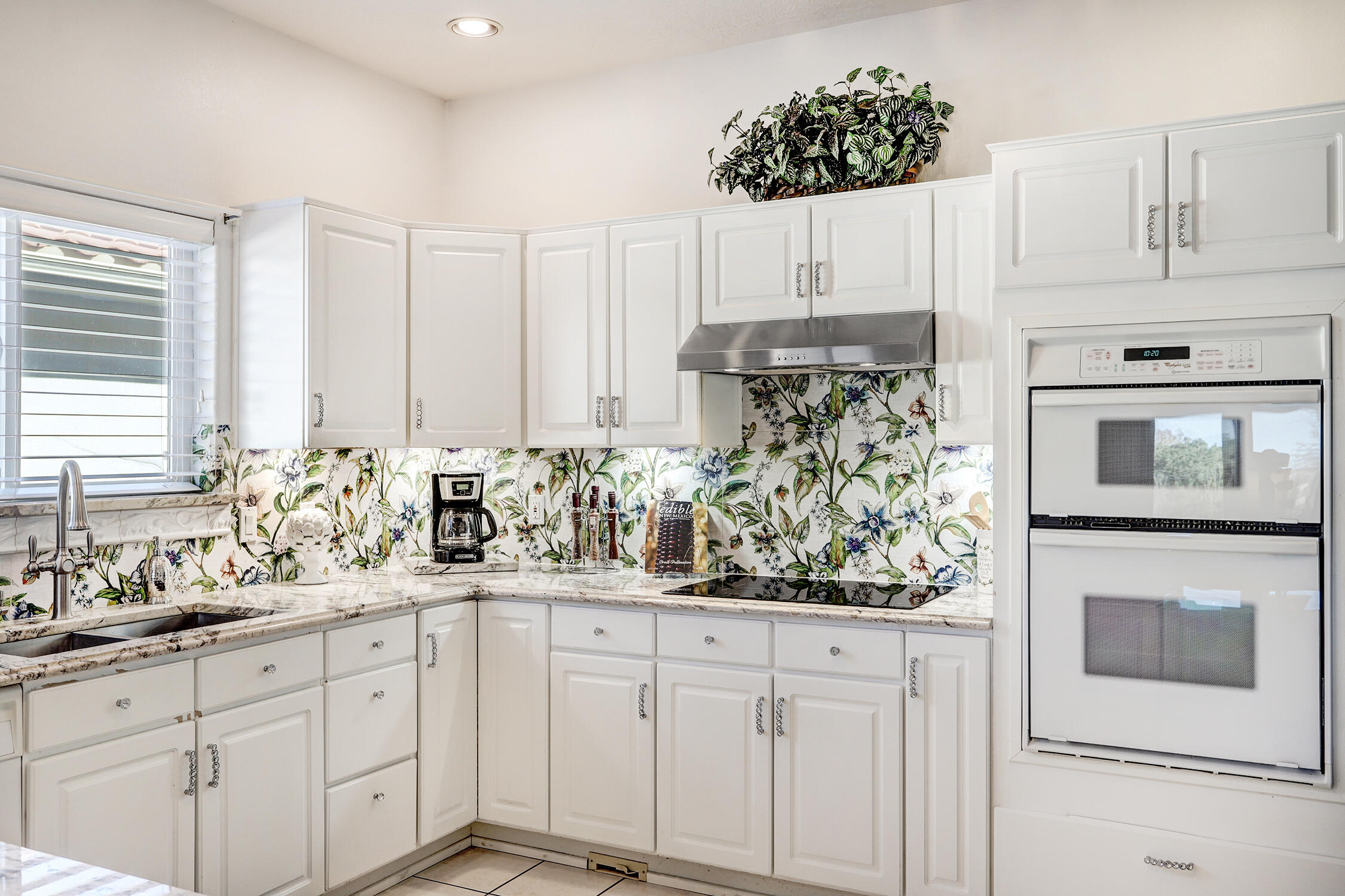 7135 Marseille Place NE