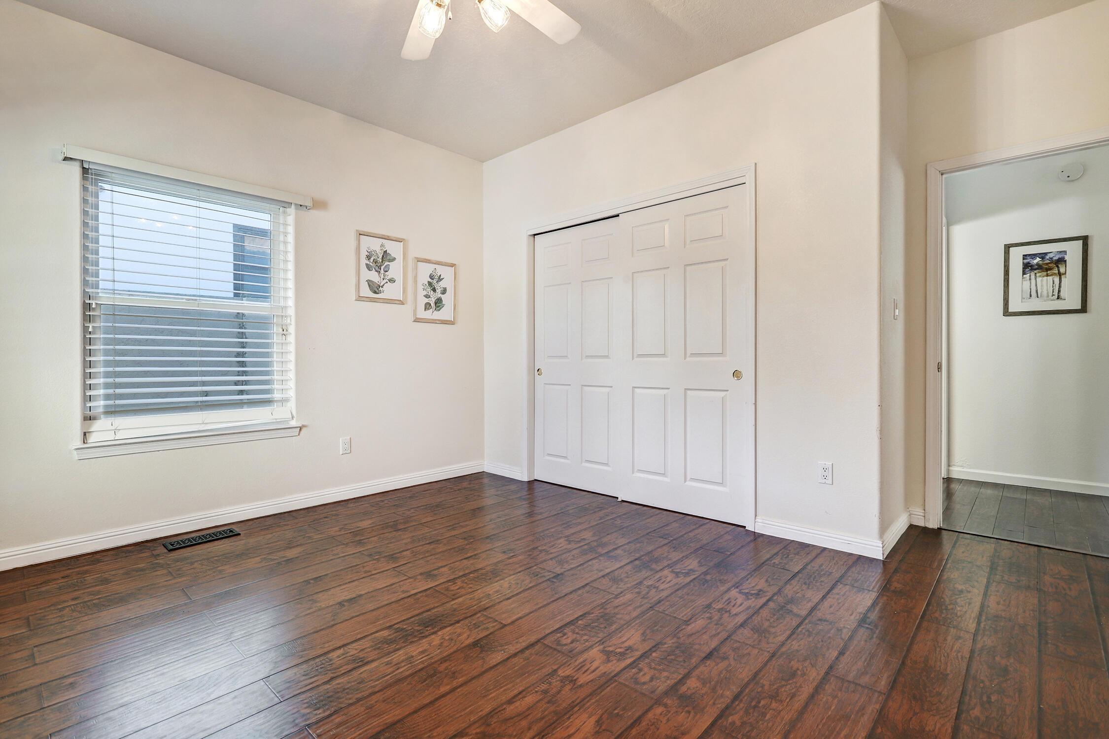 7135 Marseille Place NE