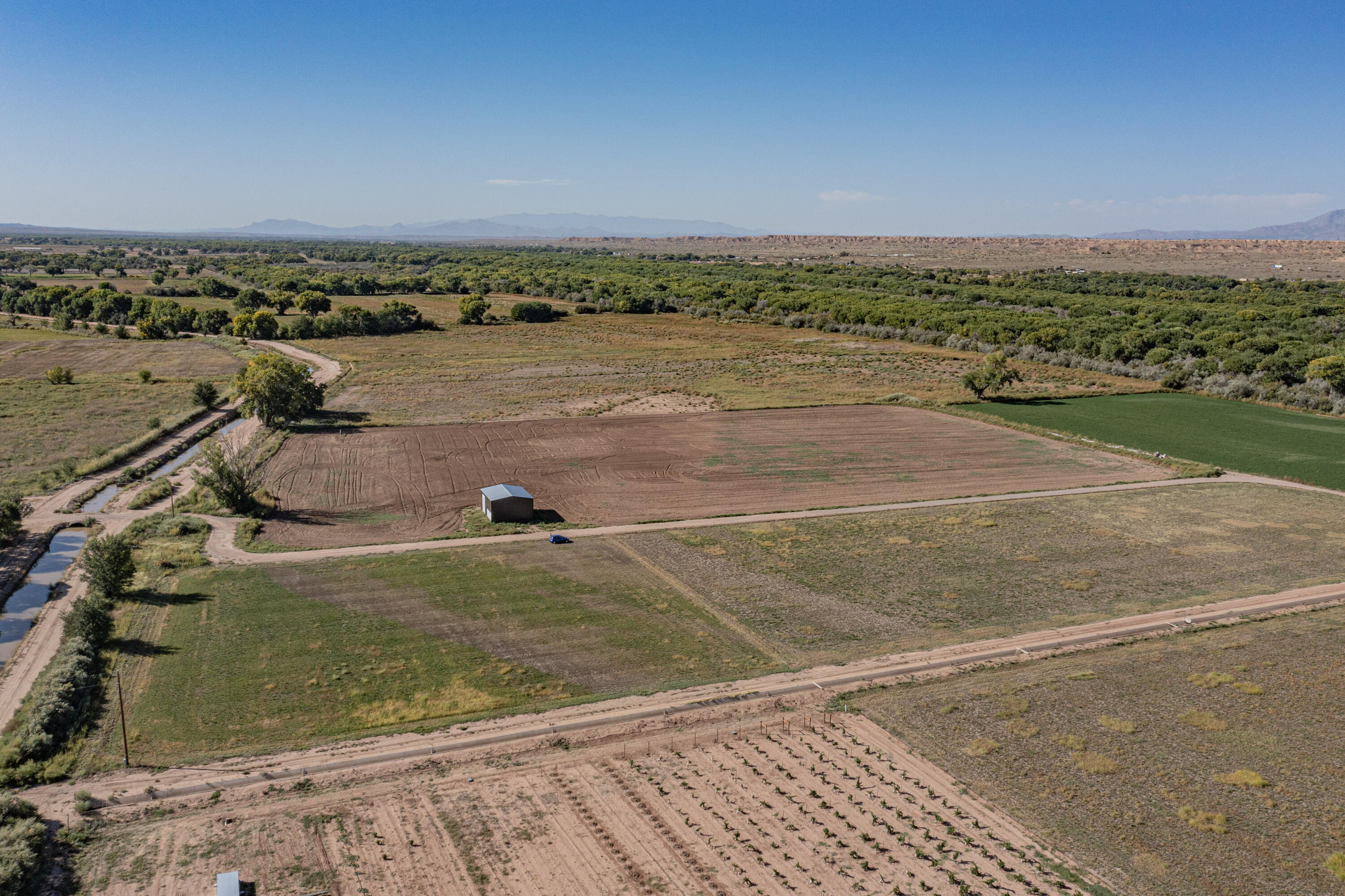 27 Albert Miranda Road