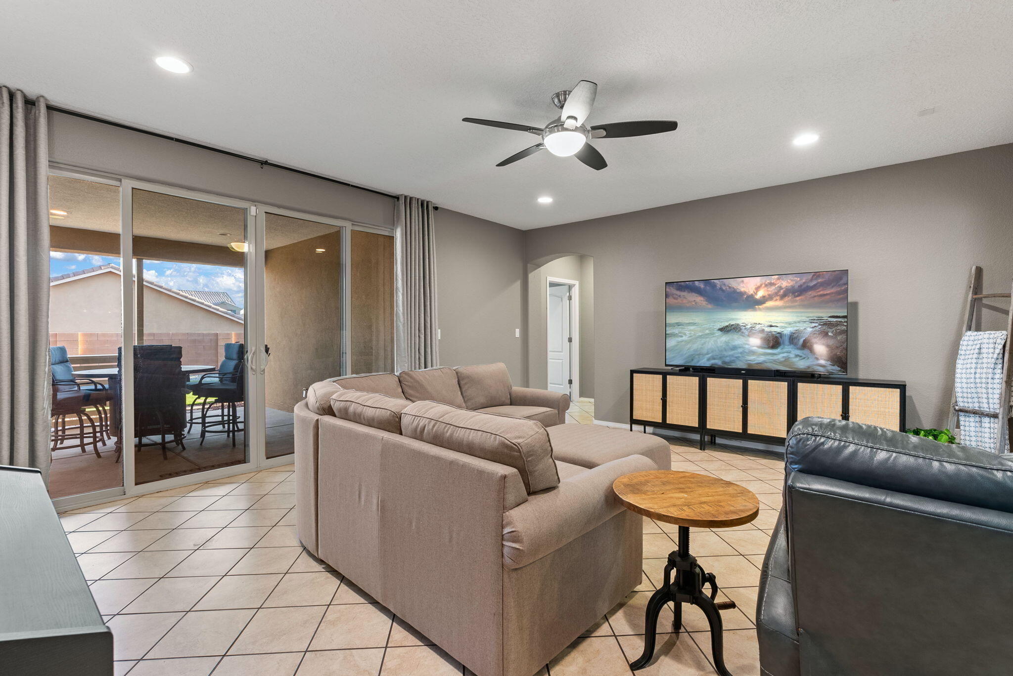 7006 OVERVIEW Road NE