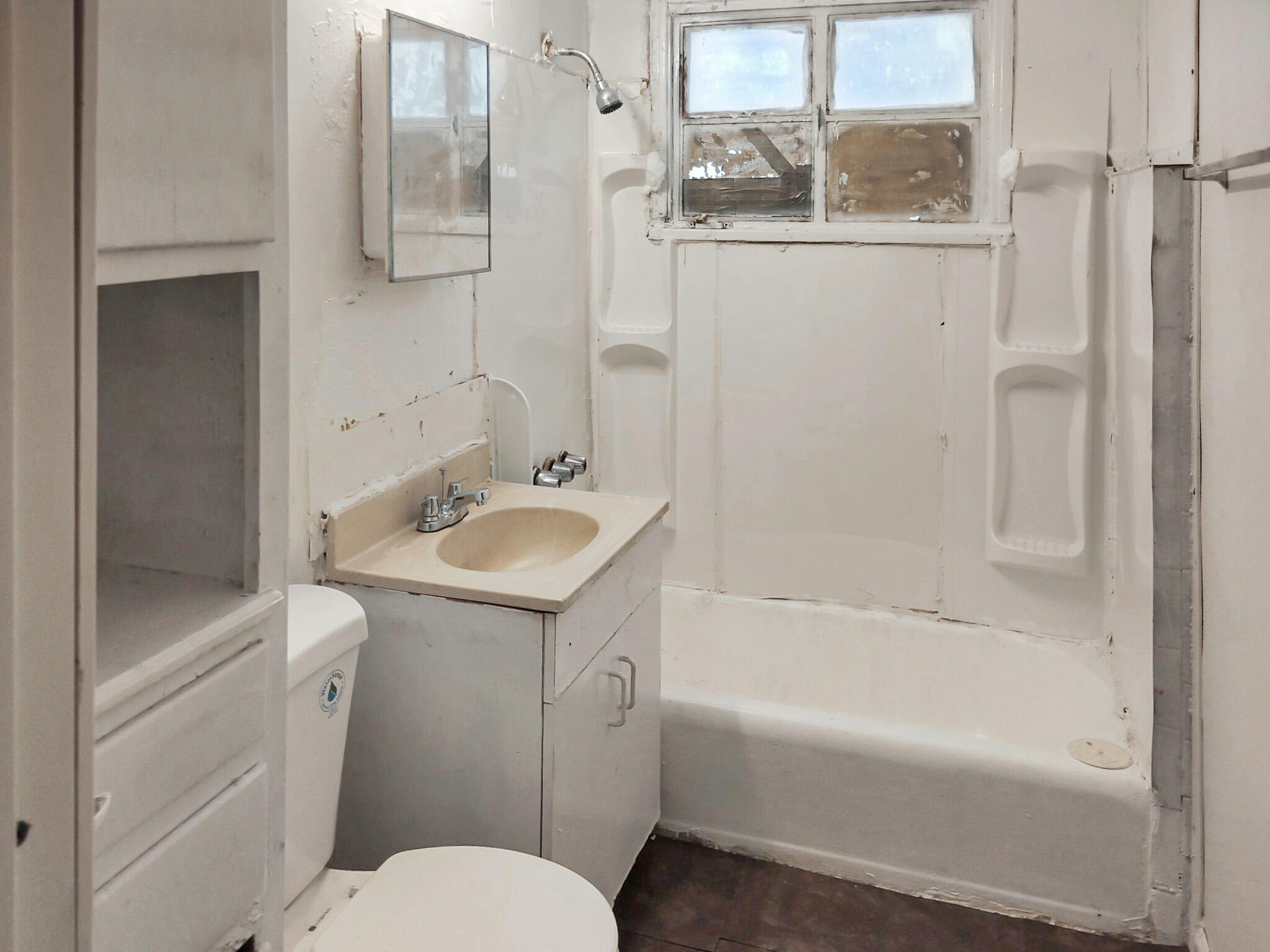 300 RHODE ISLAND Street SE