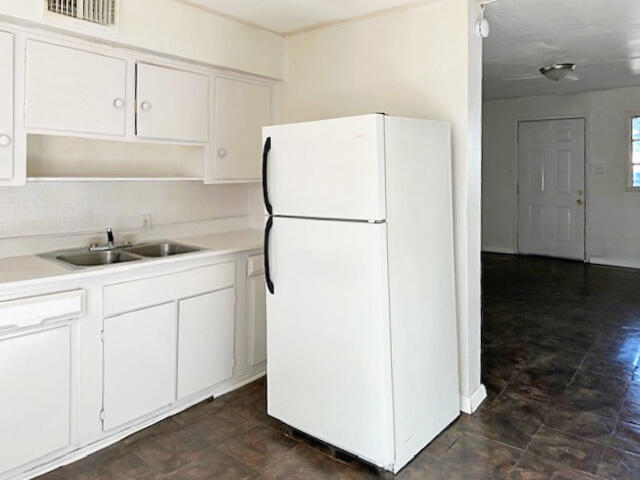 300 RHODE ISLAND Street SE