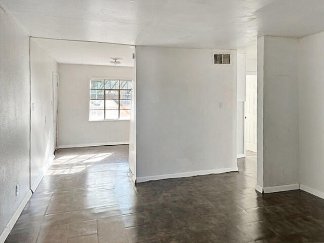 300 RHODE ISLAND Street SE