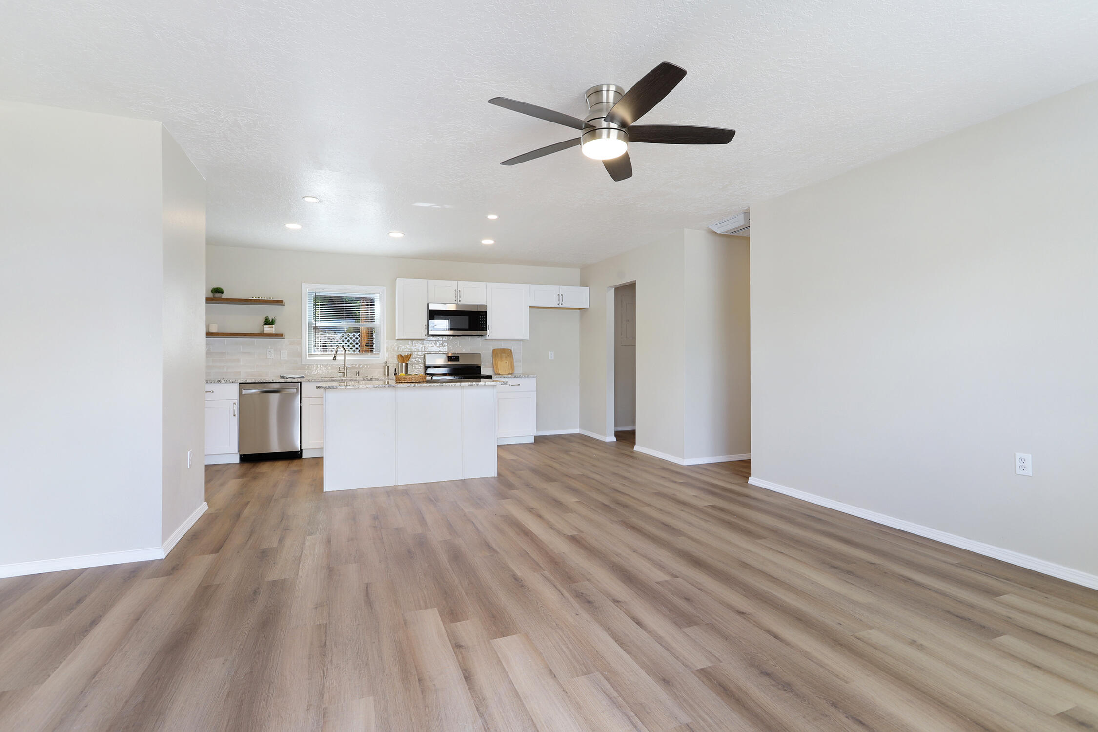 5716 DON LORENZO Drive SW