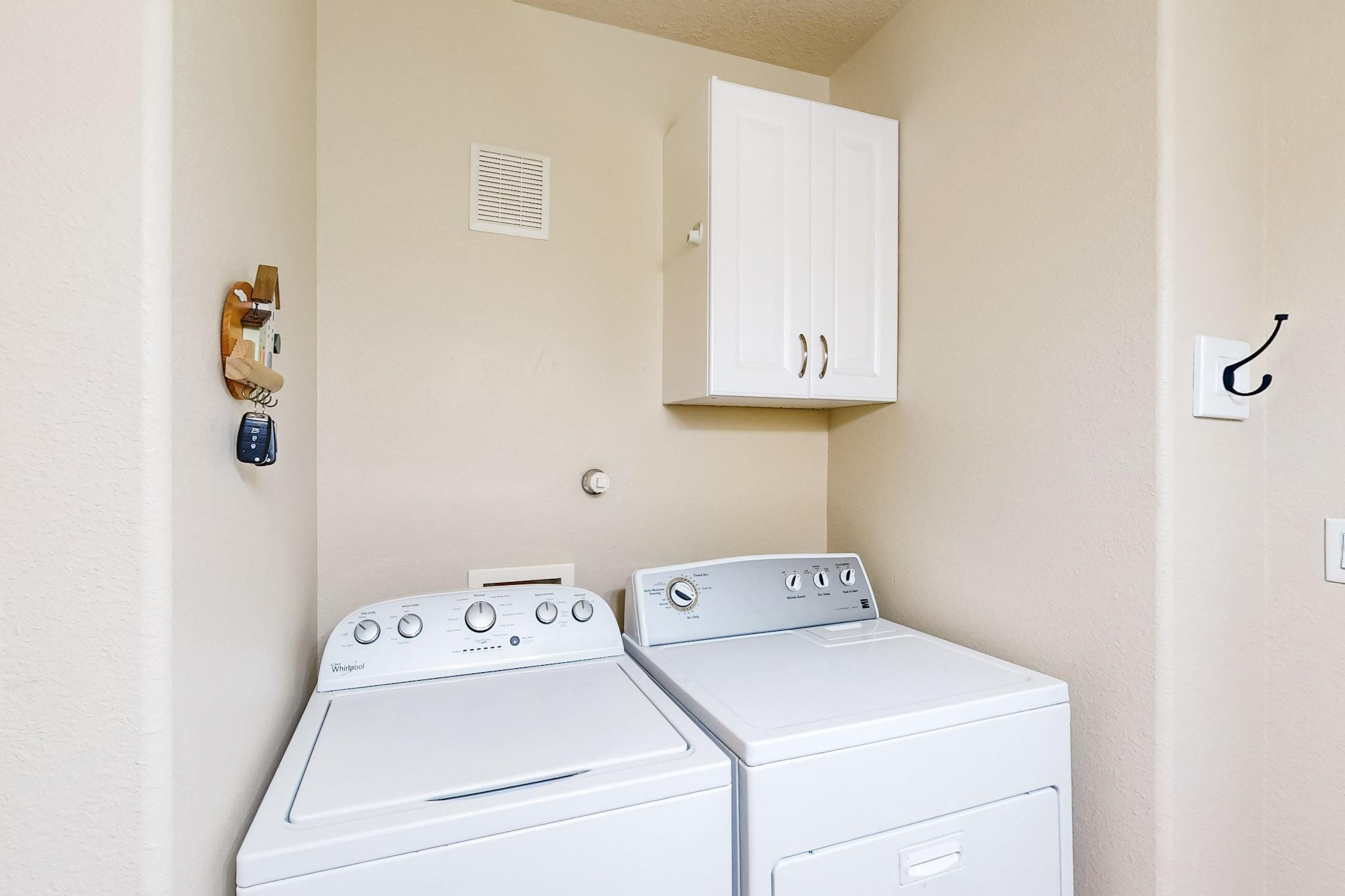 1333 REYNOSA Loop SE