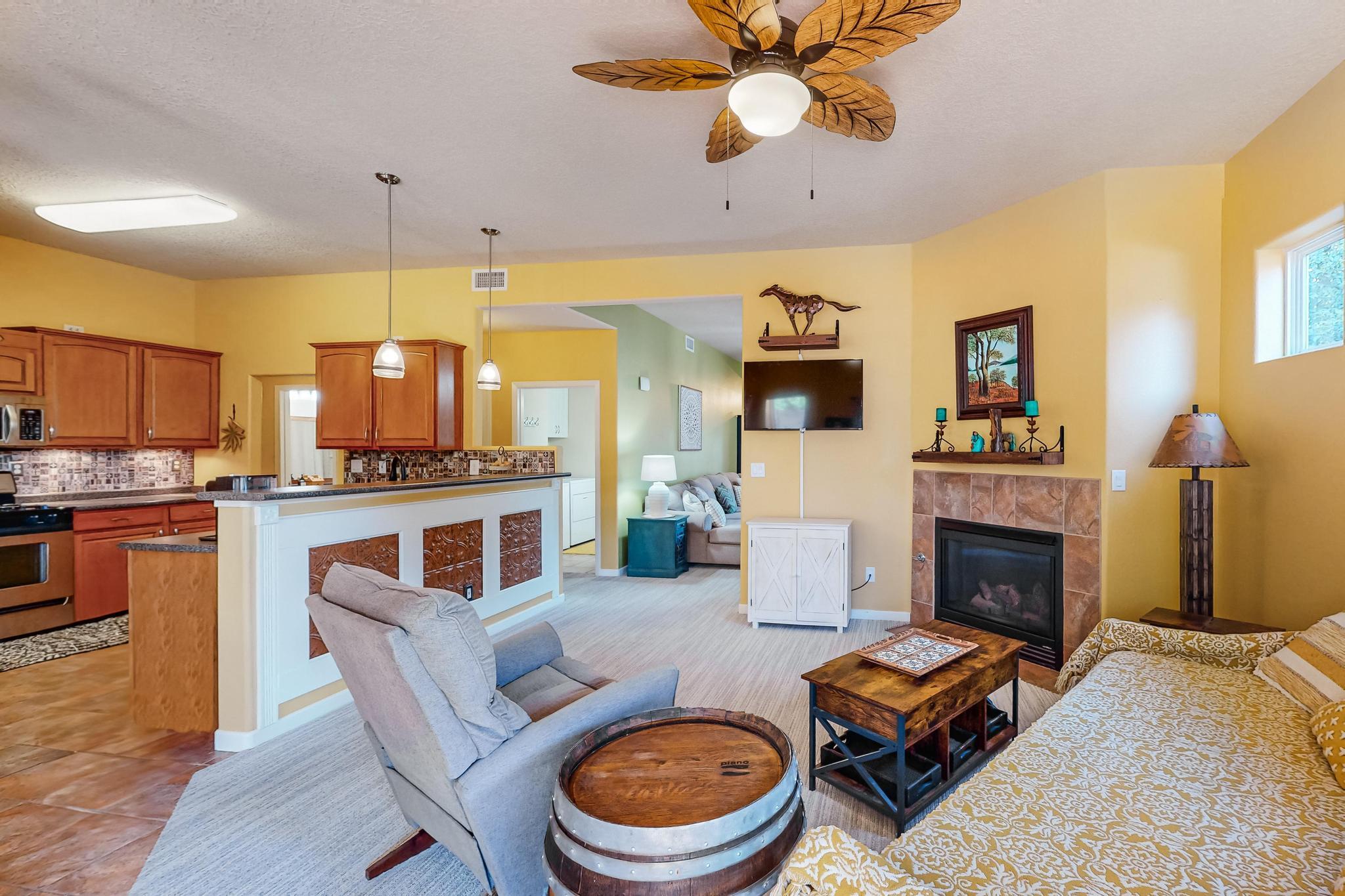 1333 REYNOSA Loop SE