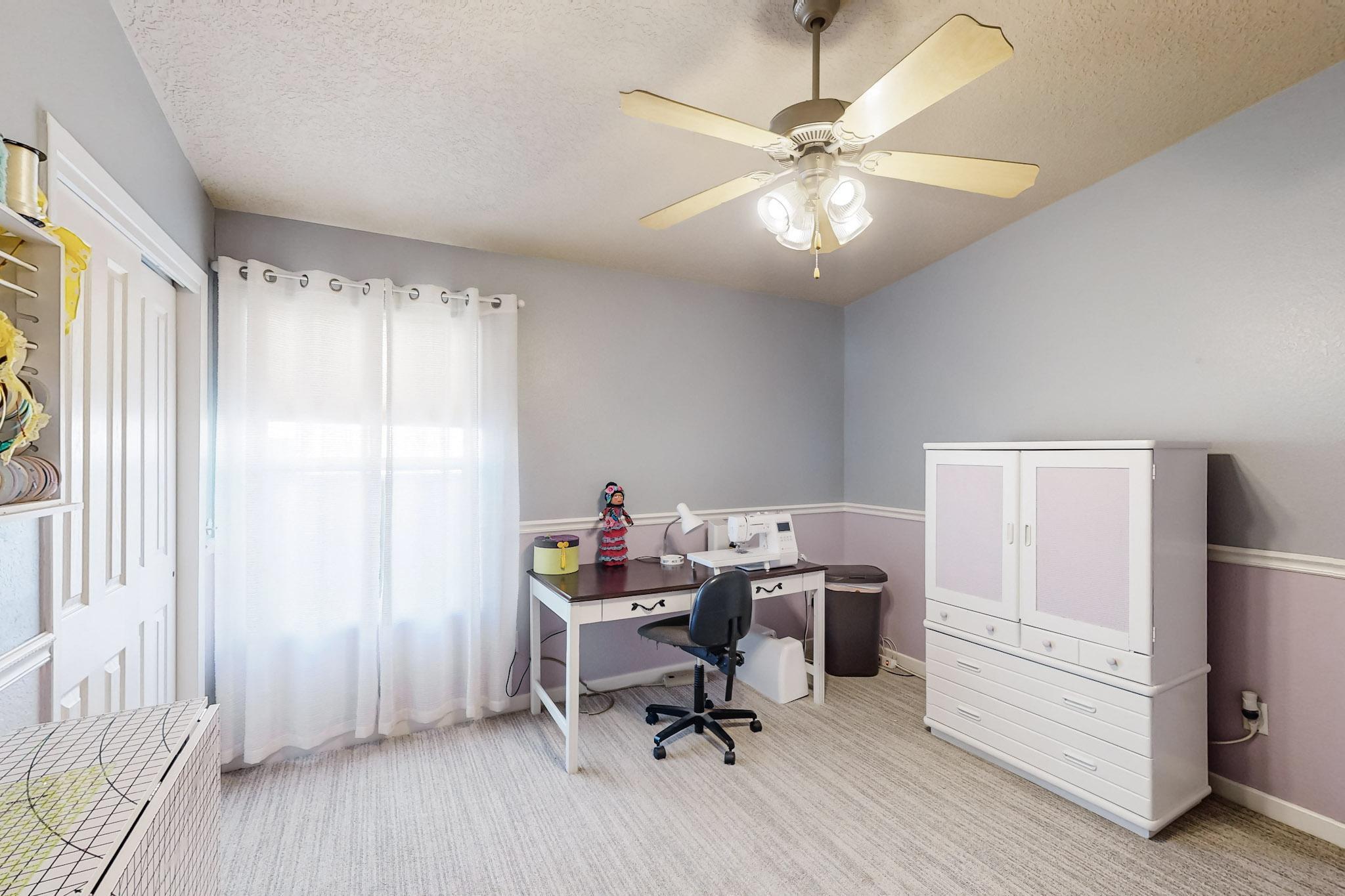 1333 REYNOSA Loop SE
