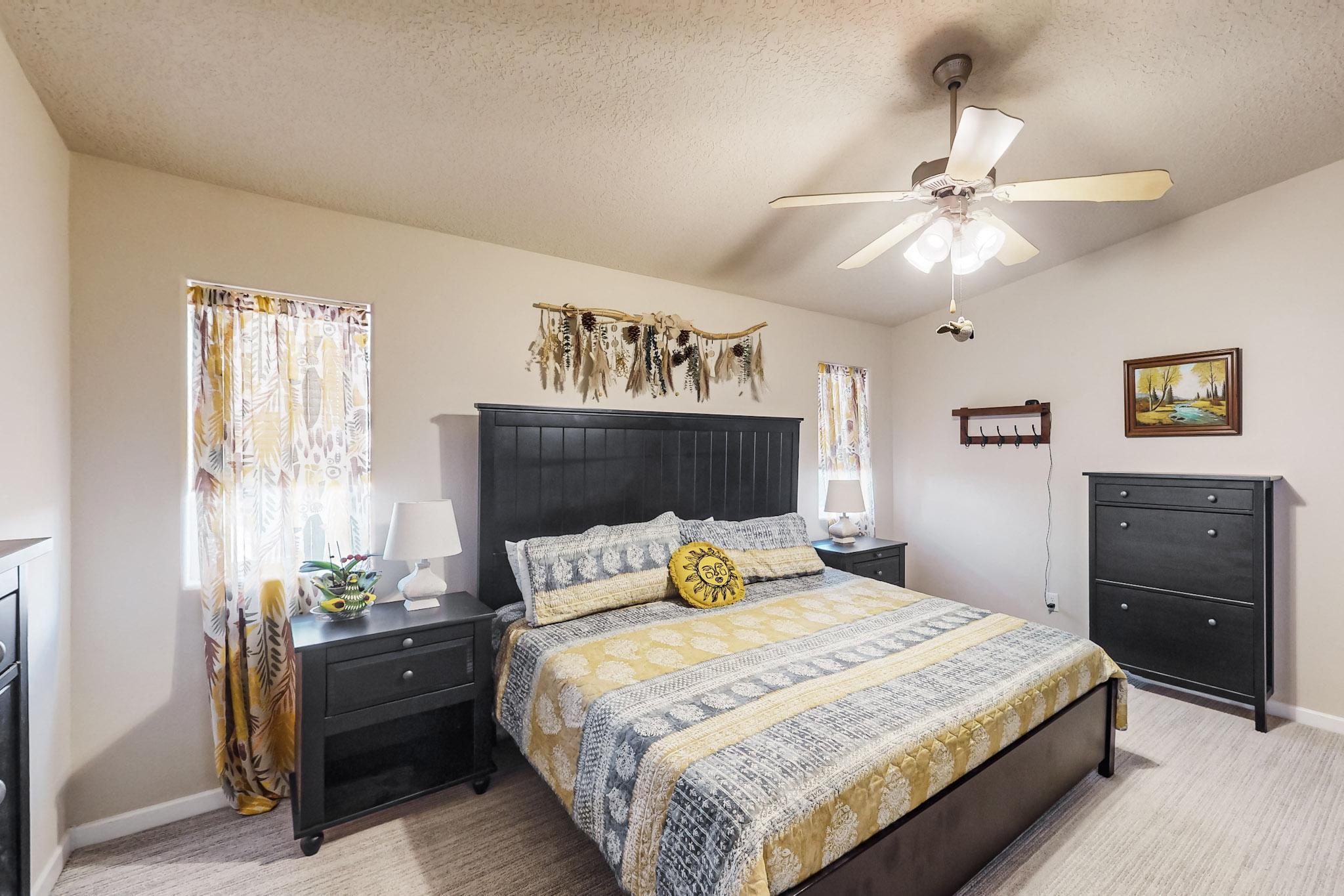 1333 REYNOSA Loop SE